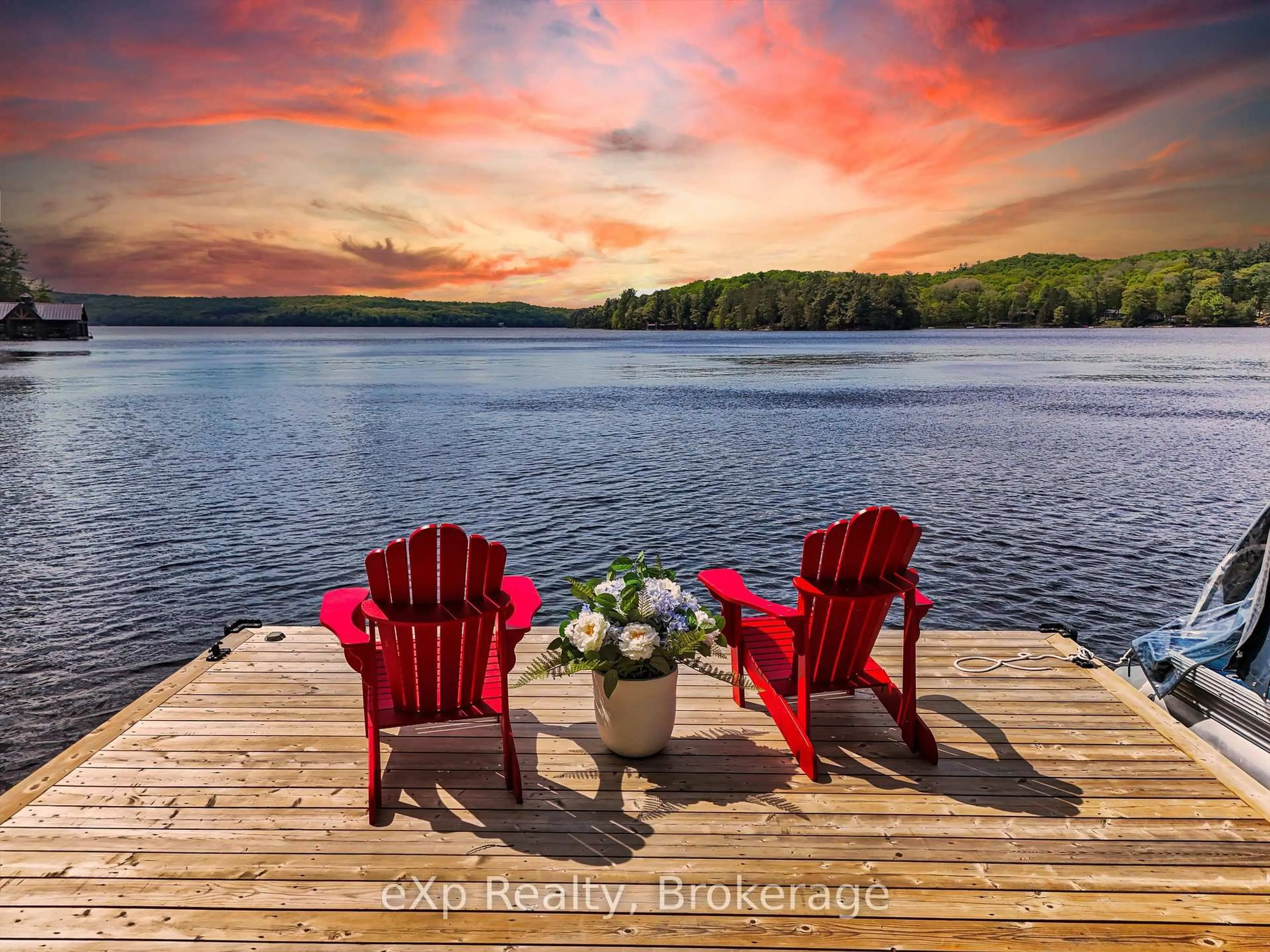 Patio, water/lake/river/ocean view for 180 Bigwin Island Rd, Lake of Bays Ontario P0B 1A0