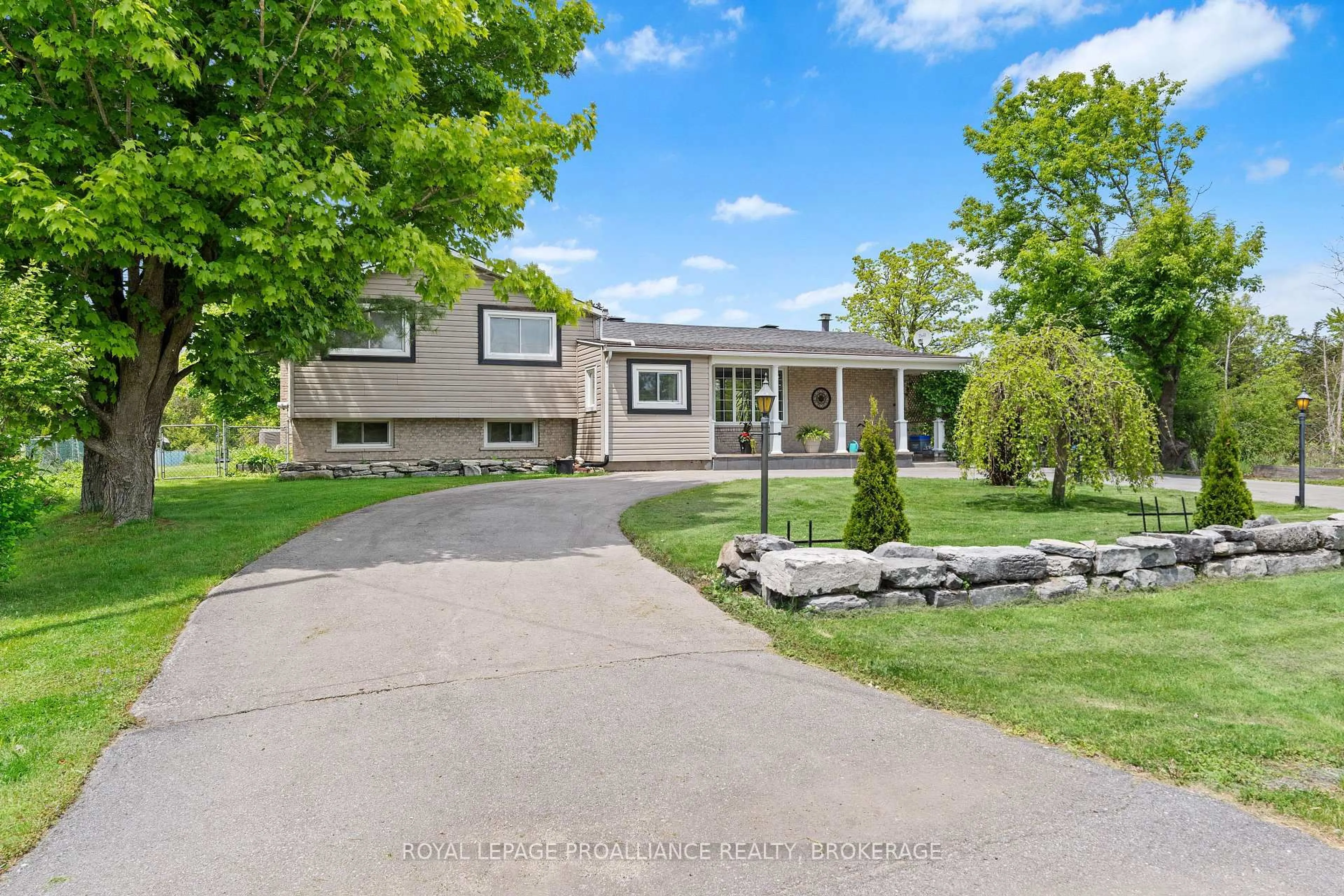 A pic from outside/outdoor area/front of a property/back of a property/a pic from drone, street for 2069 Cole Hill Rd, Kingston Ontario K0H 1S0