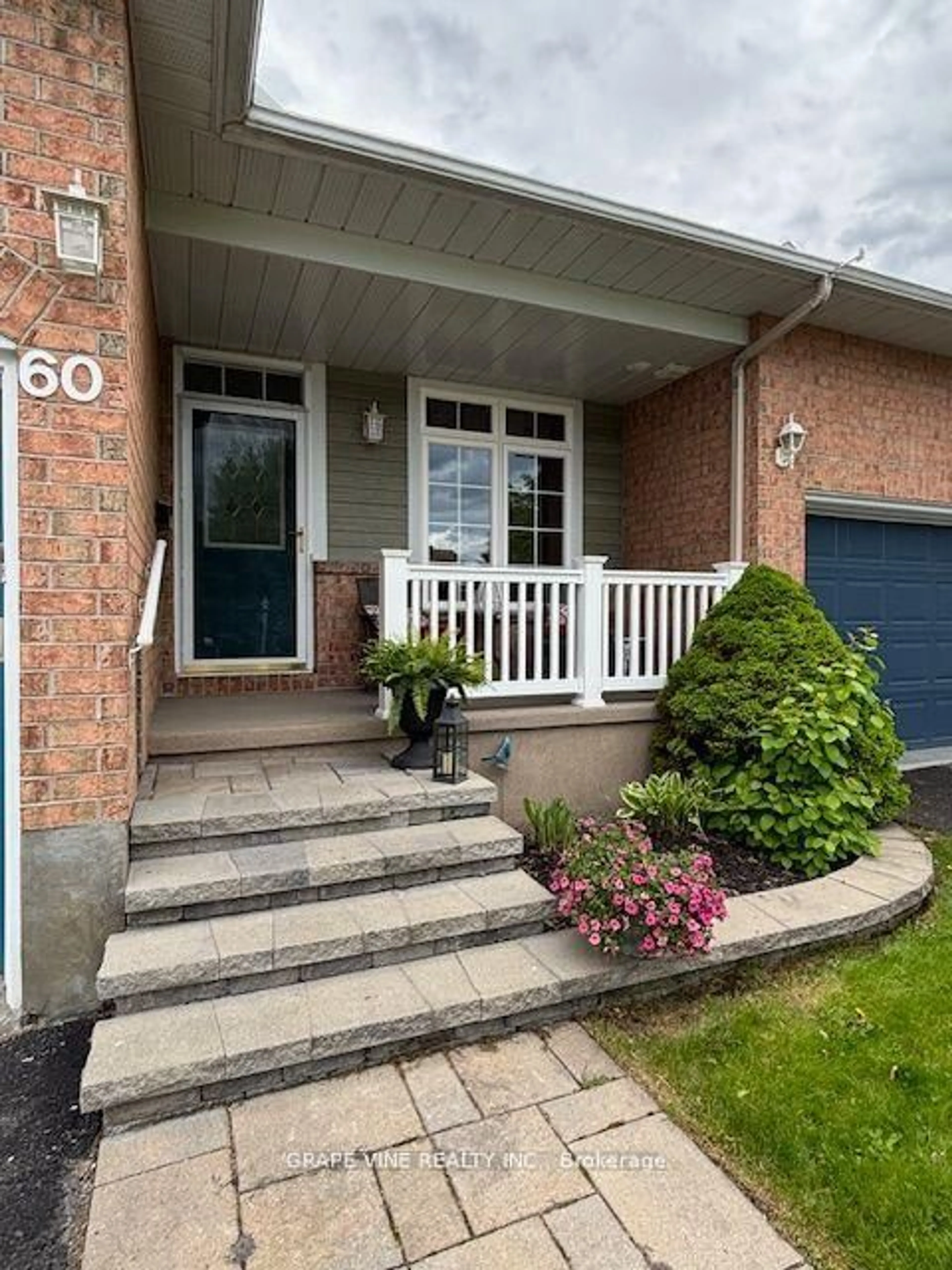 Home with brick exterior material, street for 60 Sable Run Dr, Ottawa Ontario K2S 1W7
