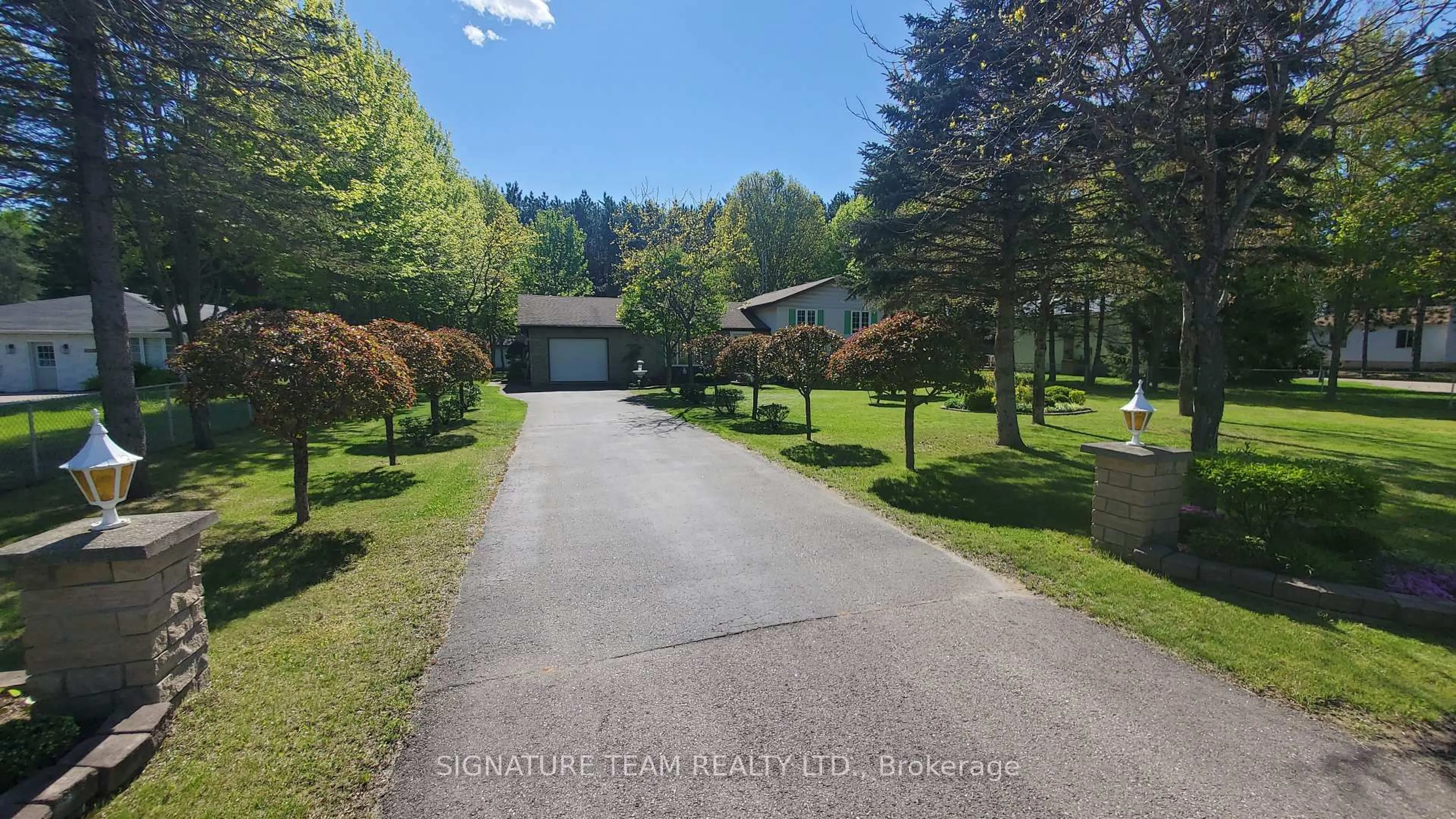 A pic from outside/outdoor area/front of a property/back of a property/a pic from drone, street for 2375 Simpson Pit Rd, Round Lake Centre Ontario K0J 2J0
