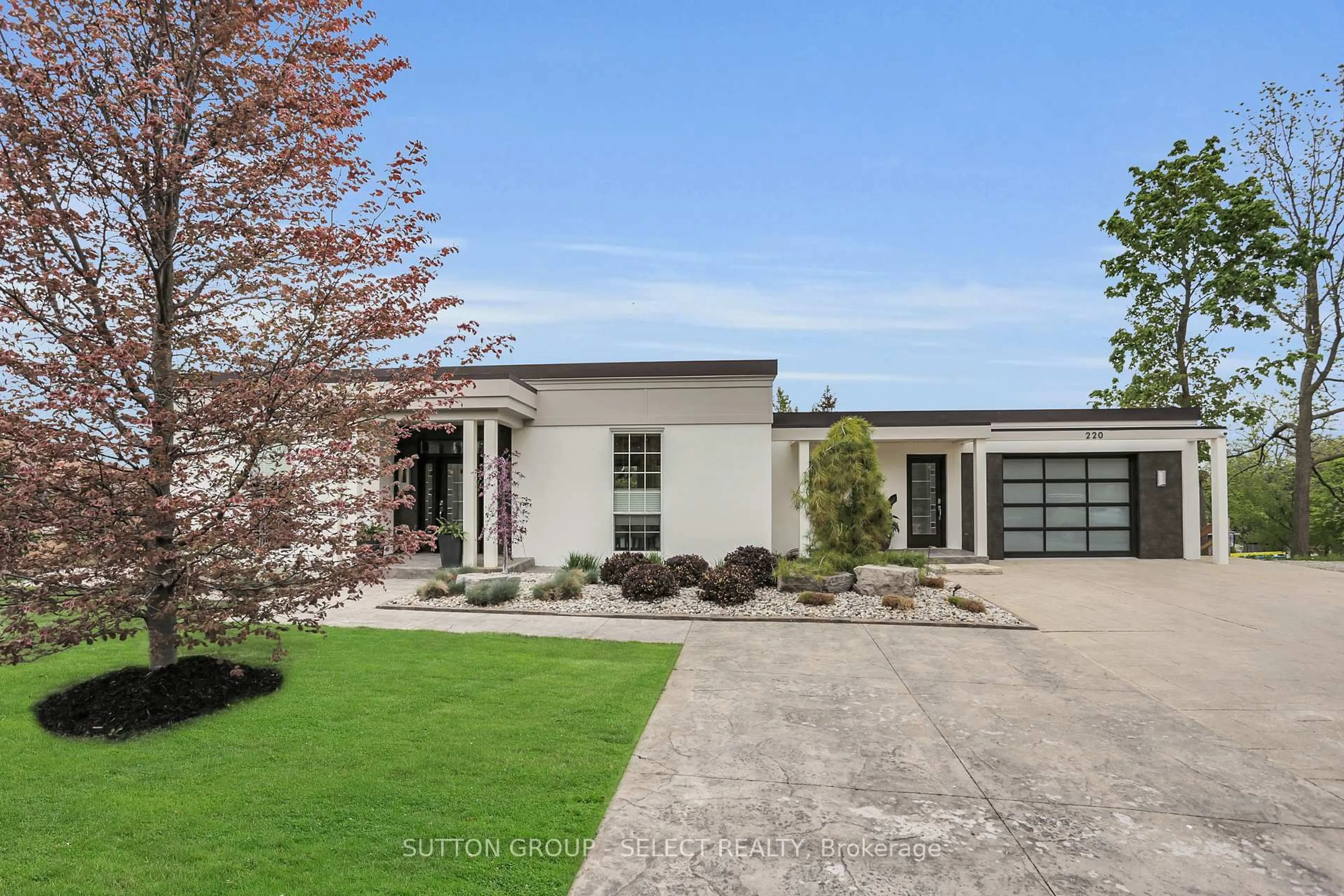 Home with brick exterior material, street for 220 Commissioners Rd, London South Ontario N6C 2T1