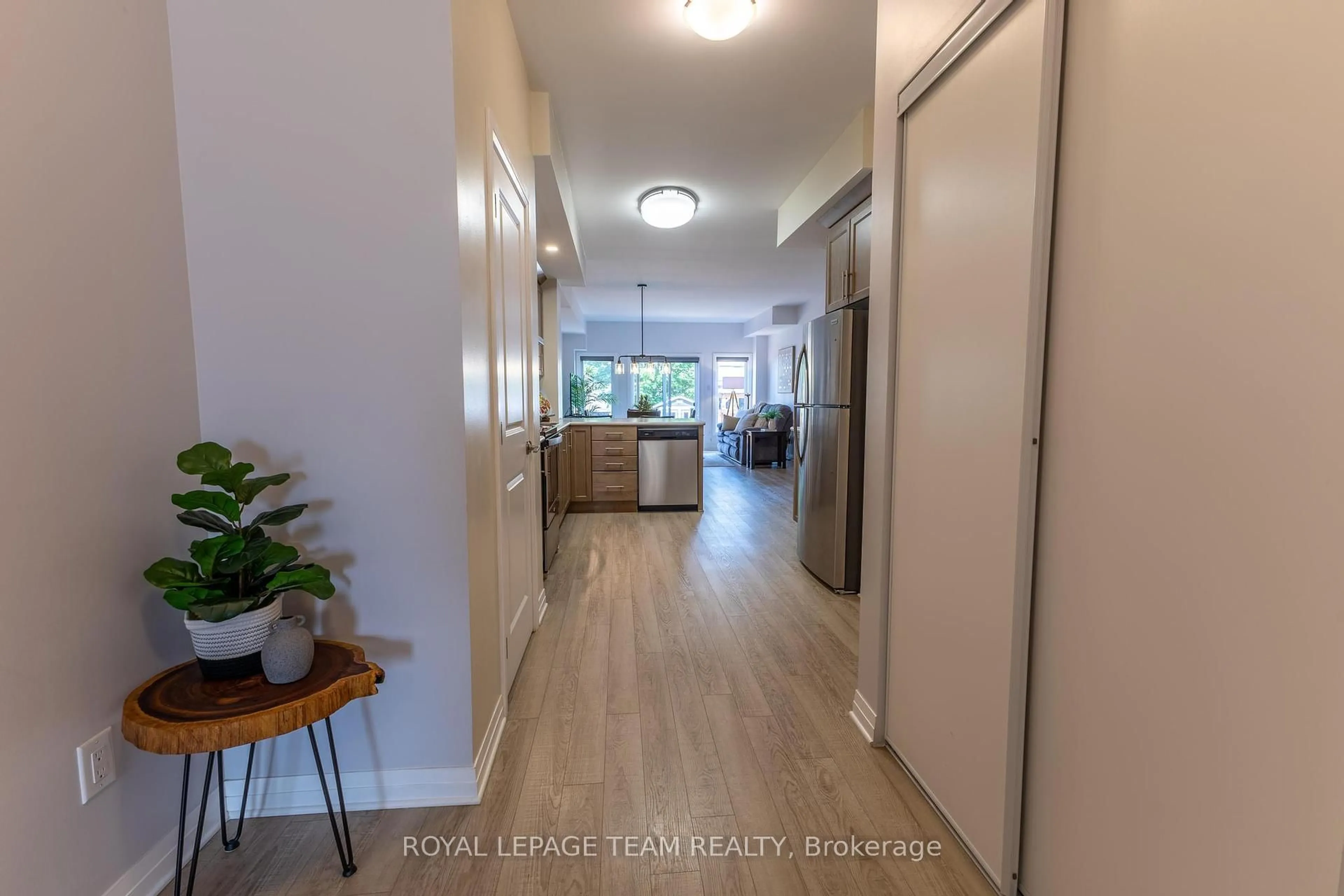 Indoor entryway for 12 Mona Mcbride Dr, Arnprior Ontario K7S 0C6