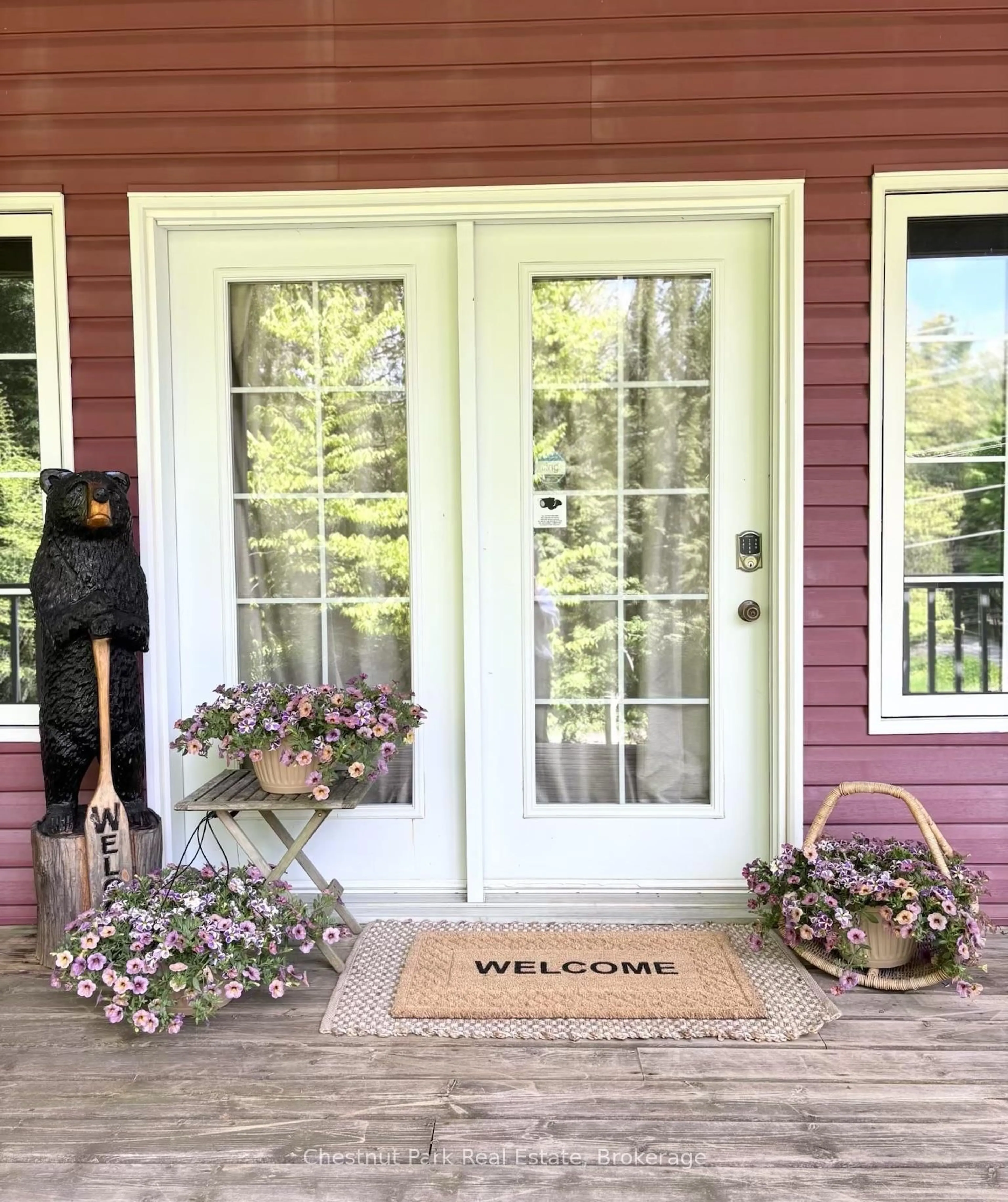 Indoor entryway for 132 WOODLAND Dr, Huntsville Ontario P1H 1A7