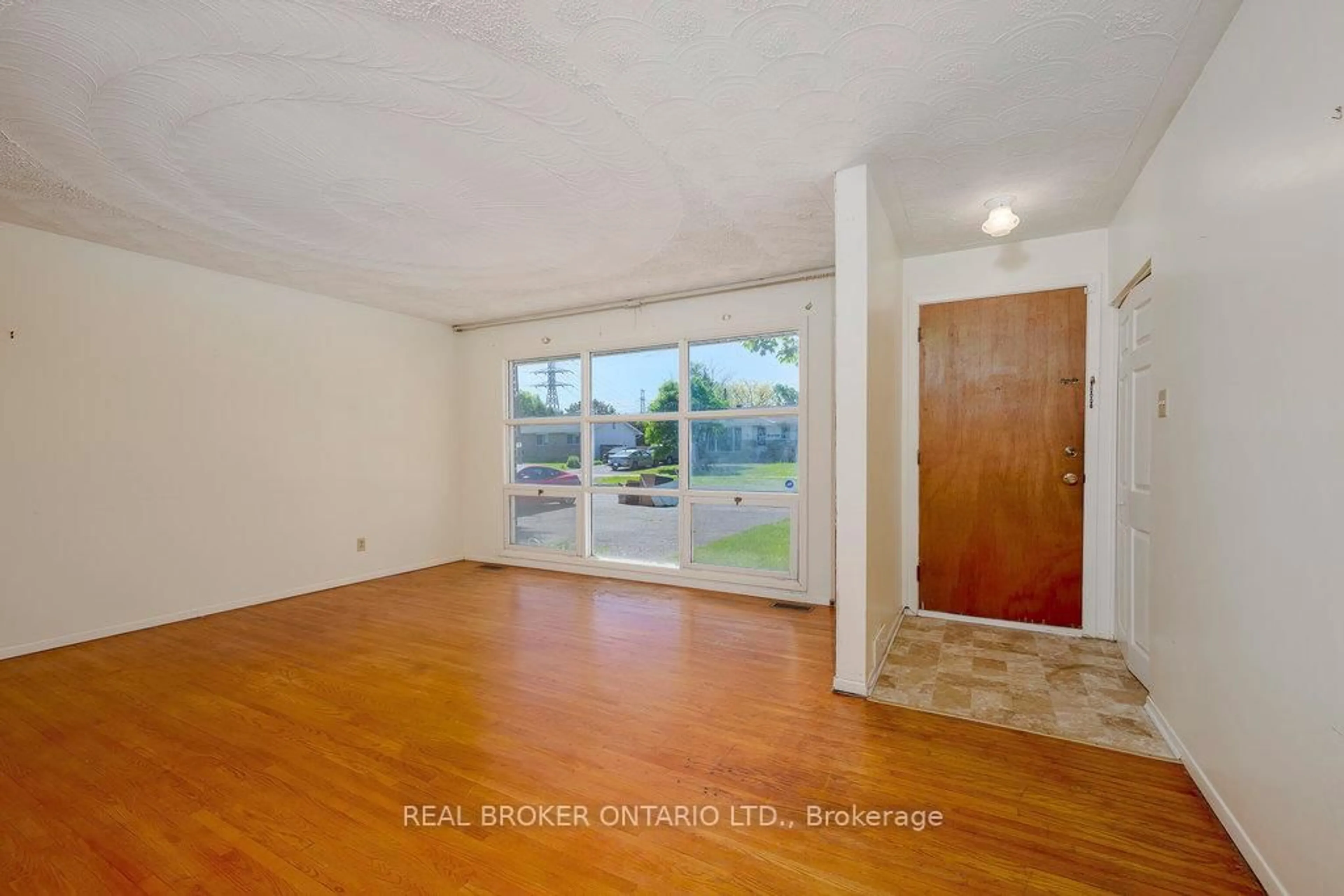 Unknown for 87 Viewmount Dr, Ottawa Ontario K2G 3B9