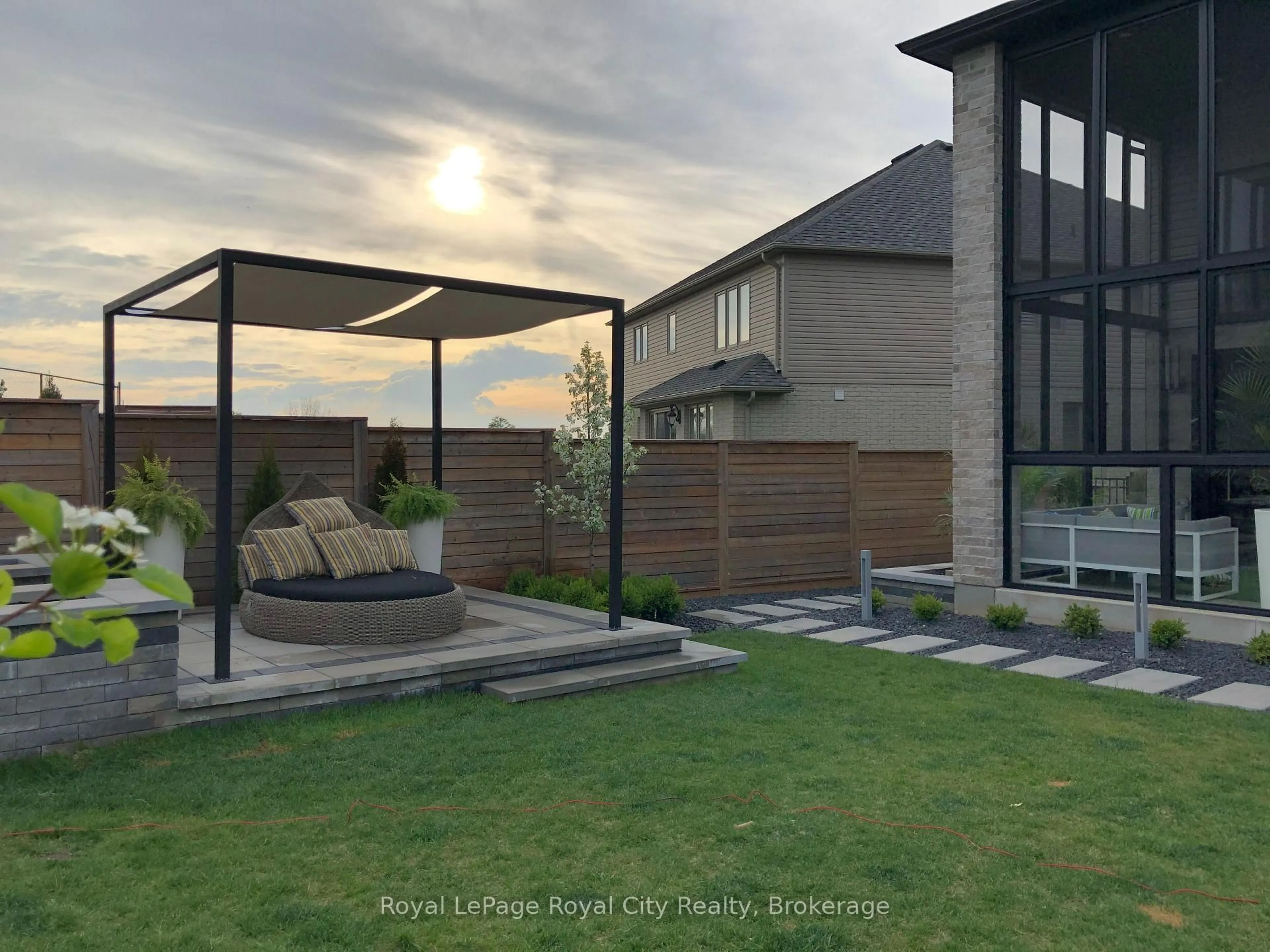 Patio, unknown for 303 Gosling Gdns, Guelph Ontario N1L 0M1