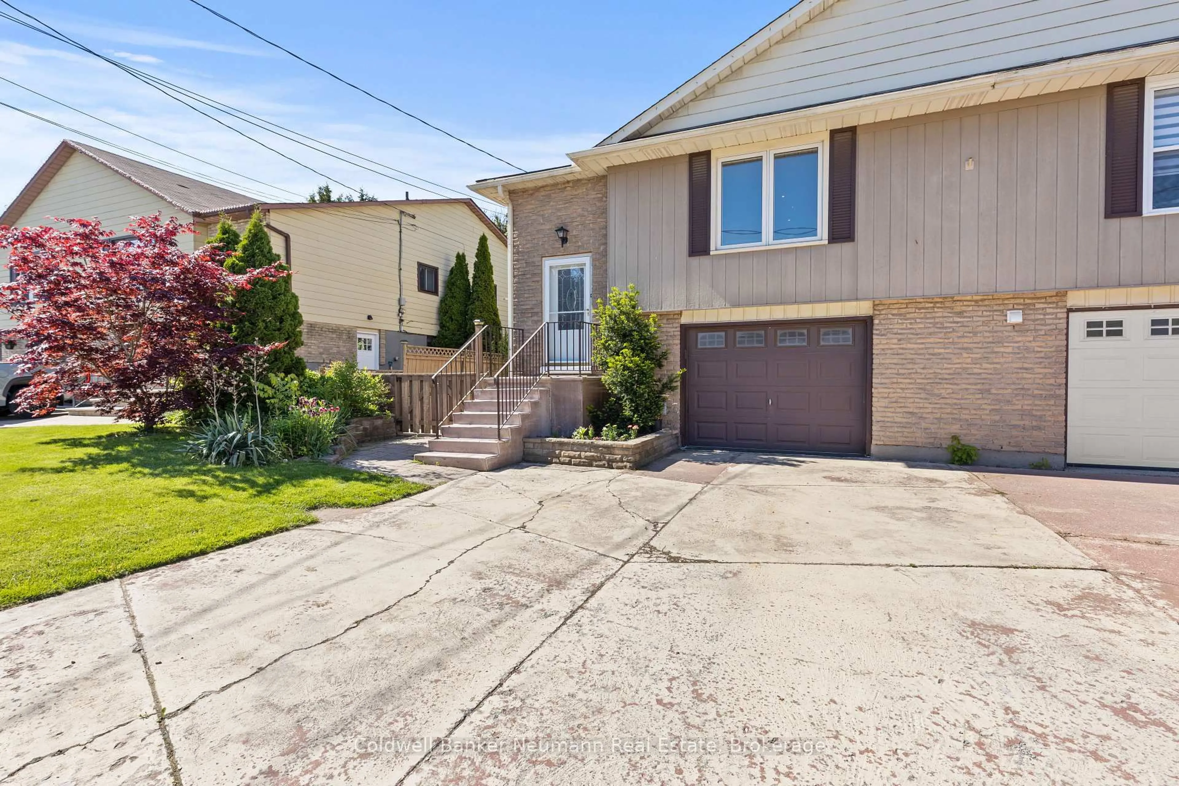 Unknown for 52 Burke St, Haldimand Ontario N3W 1C4