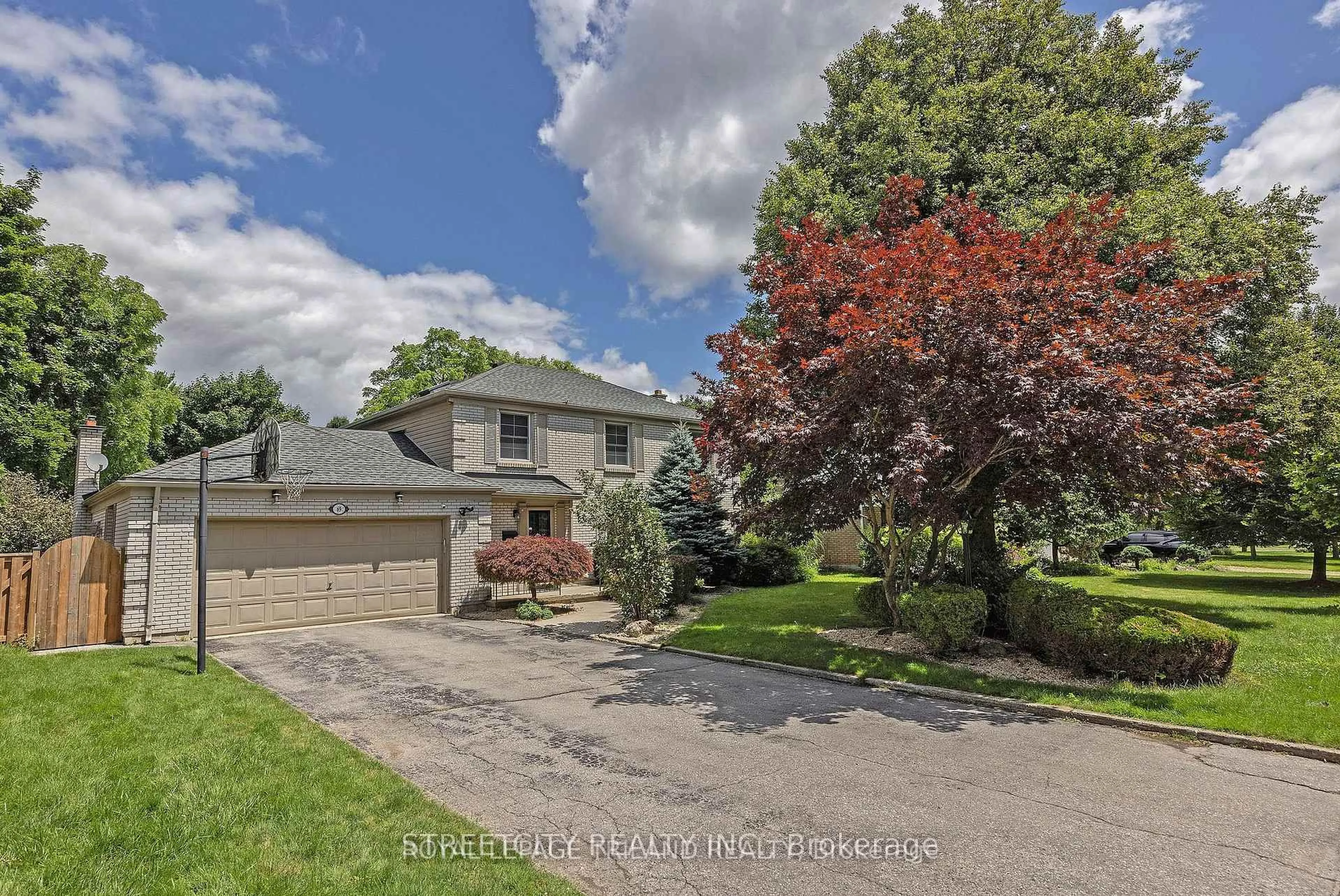 A pic from outside/outdoor area/front of a property/back of a property/a pic from drone, street for 69 Shavian Blvd, London North Ontario N6G 2P4