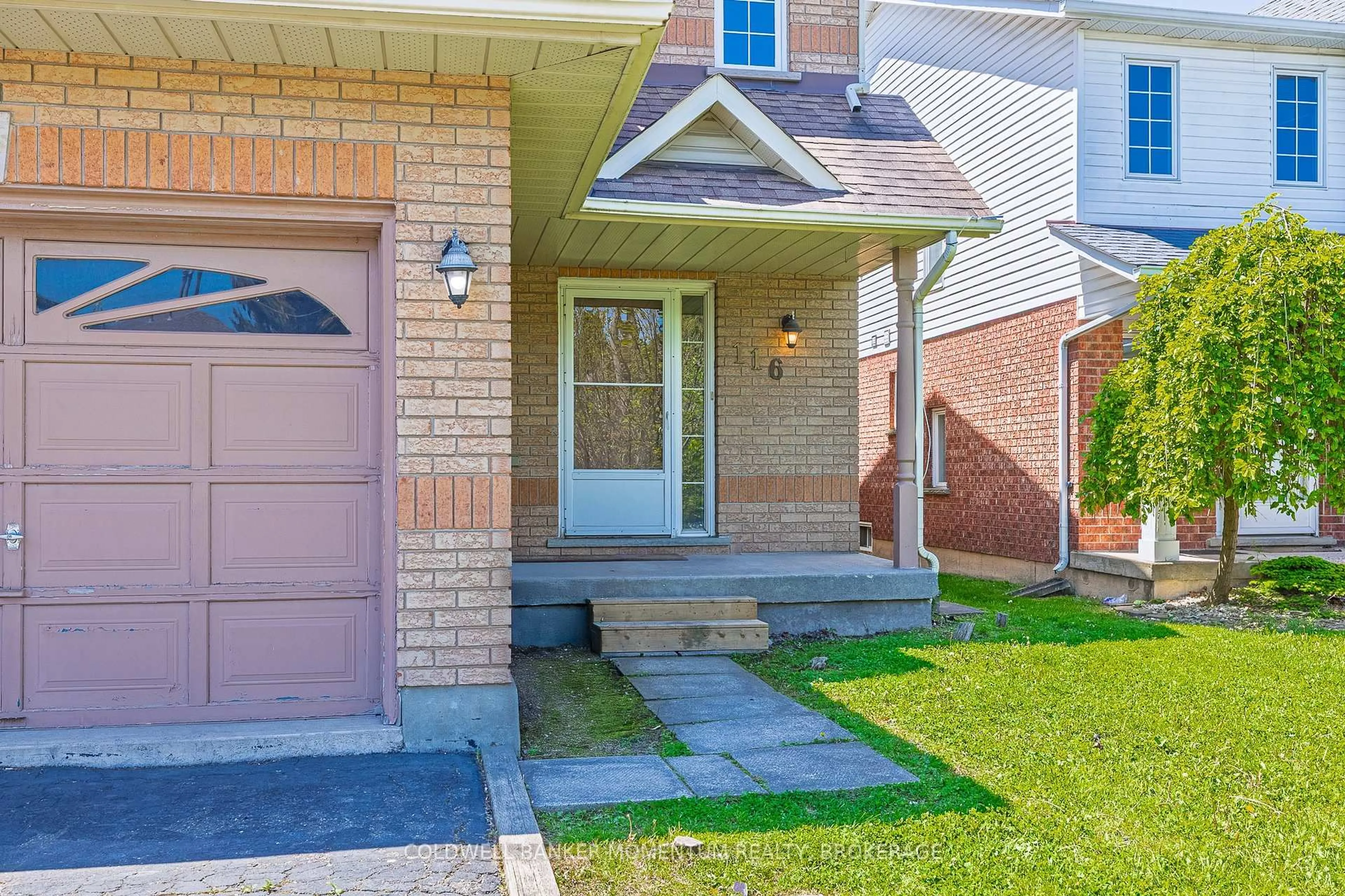 Home with brick exterior material, street for 116 Summers Dr, Thorold Ontario L2V 5A1