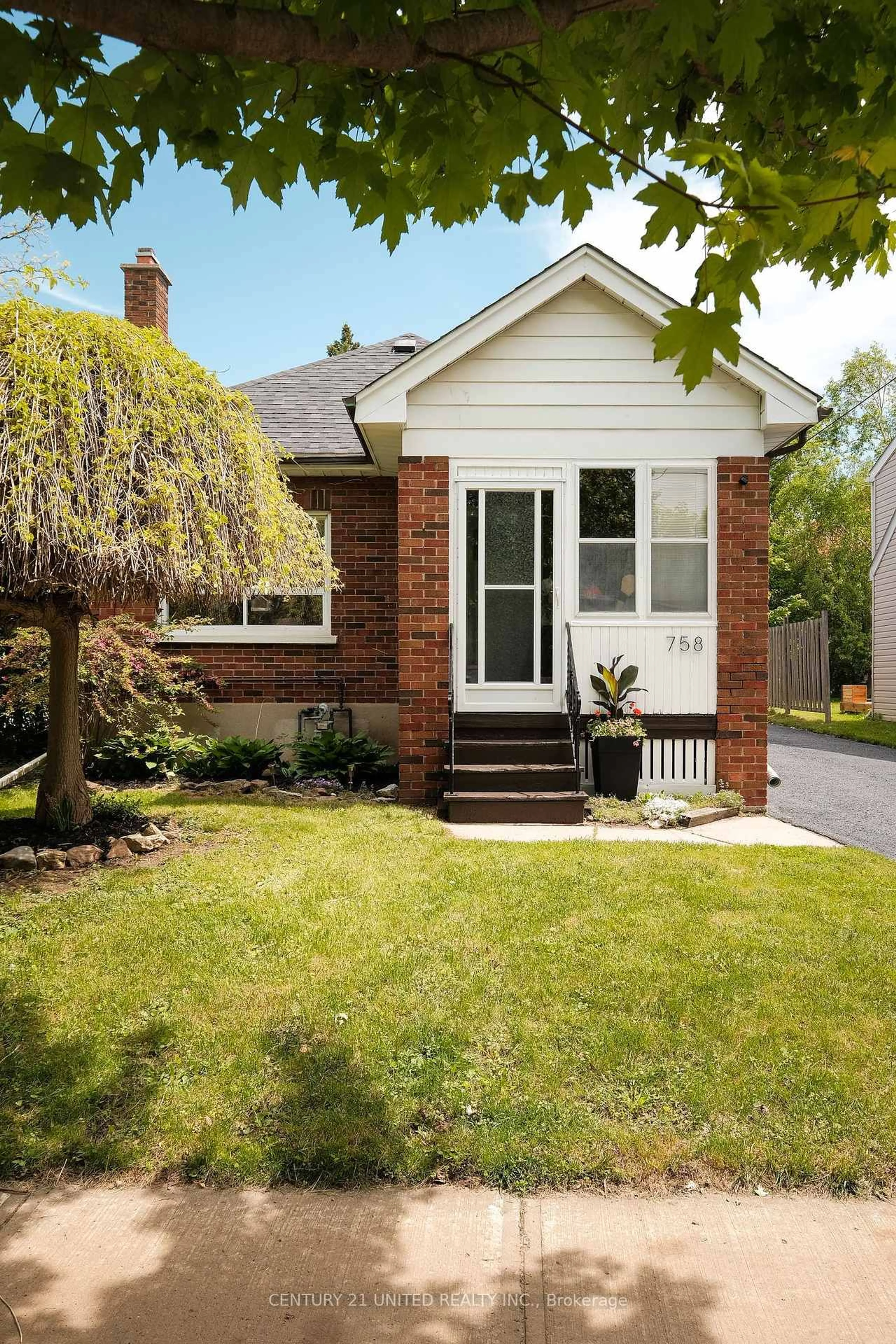 Home with brick exterior material, street for 758 Bethune St, Peterborough North Ontario K9H 4A6