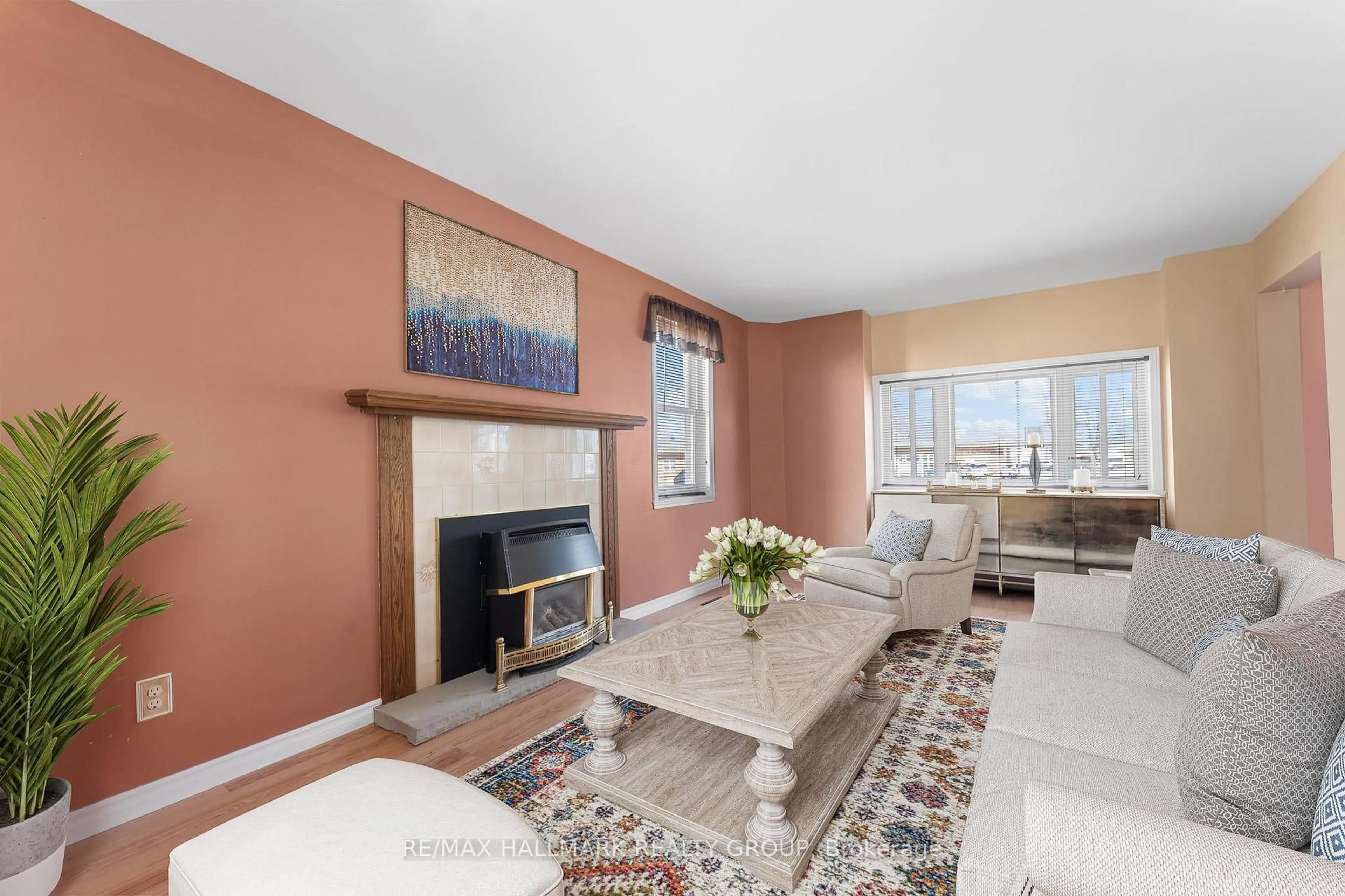 Living room with furniture, unknown for 5 Nelson St, North Stormont Ontario K0C 1K0