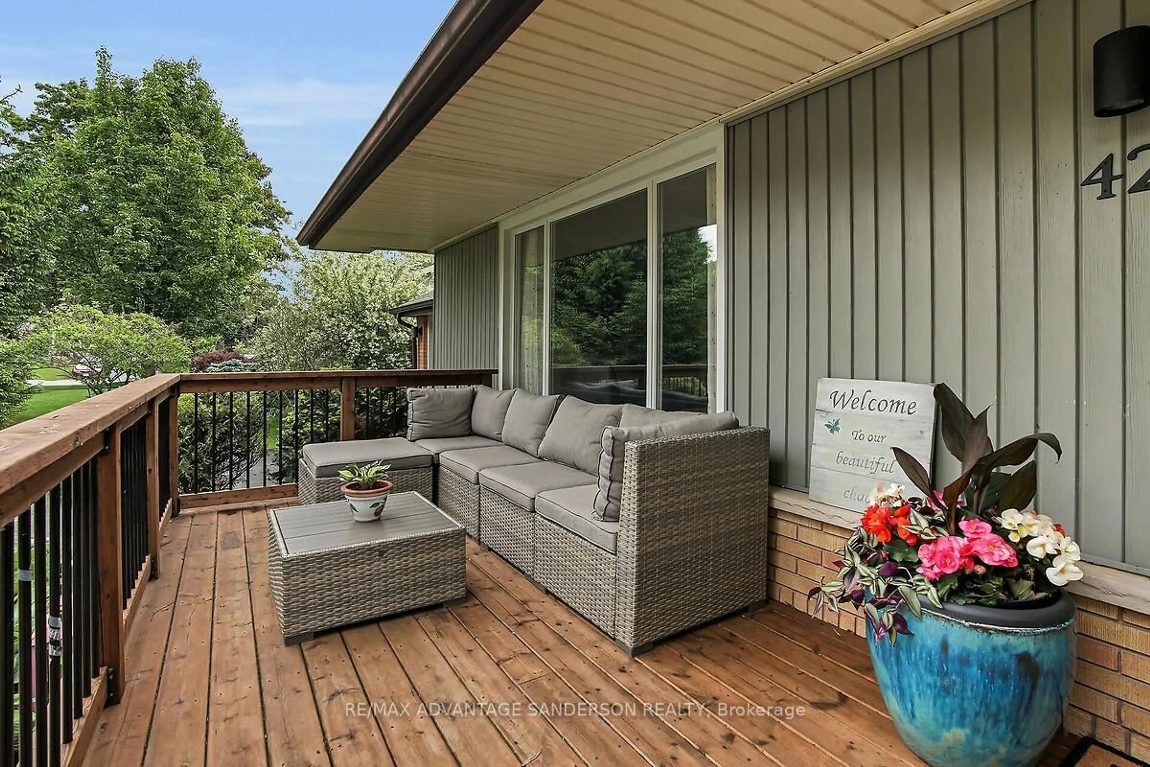Patio, water/lake/river/ocean view for 42 Regency Rd, London North Ontario N6H 4A8