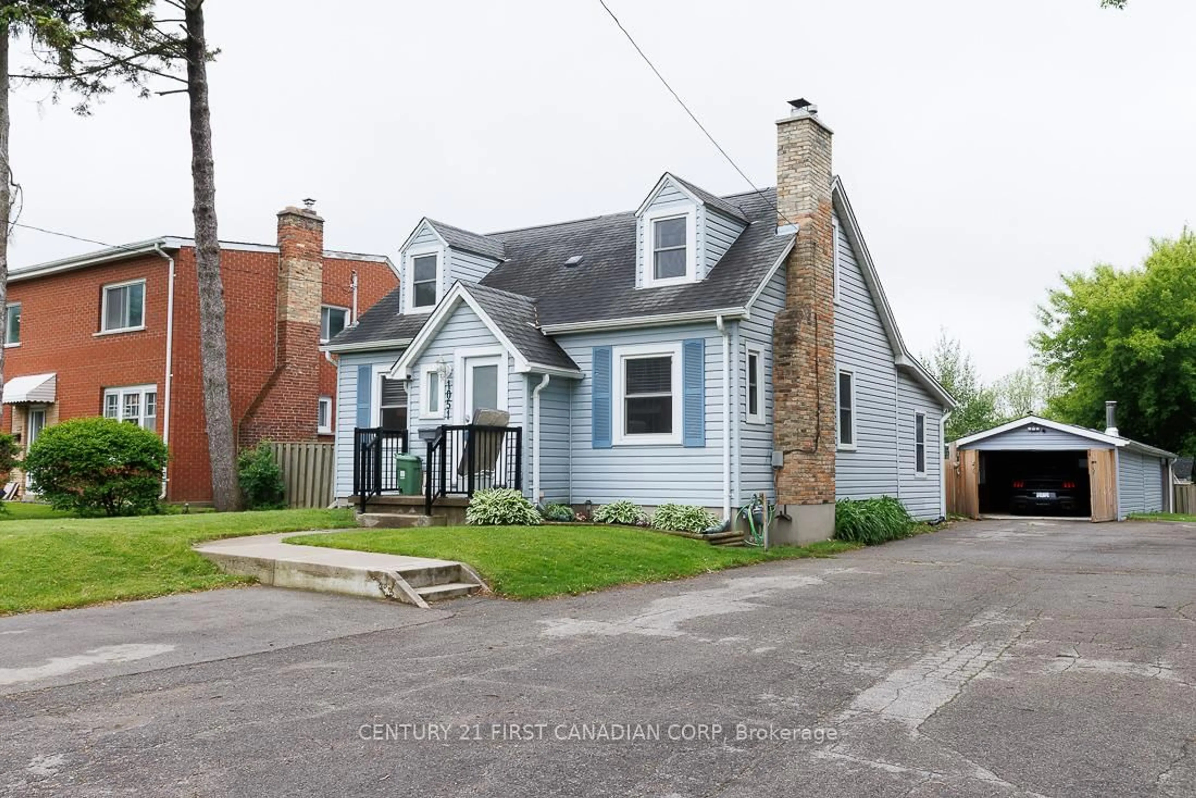 Unknown for 1051 Hamilton Rd, London East Ontario N5W 1A7