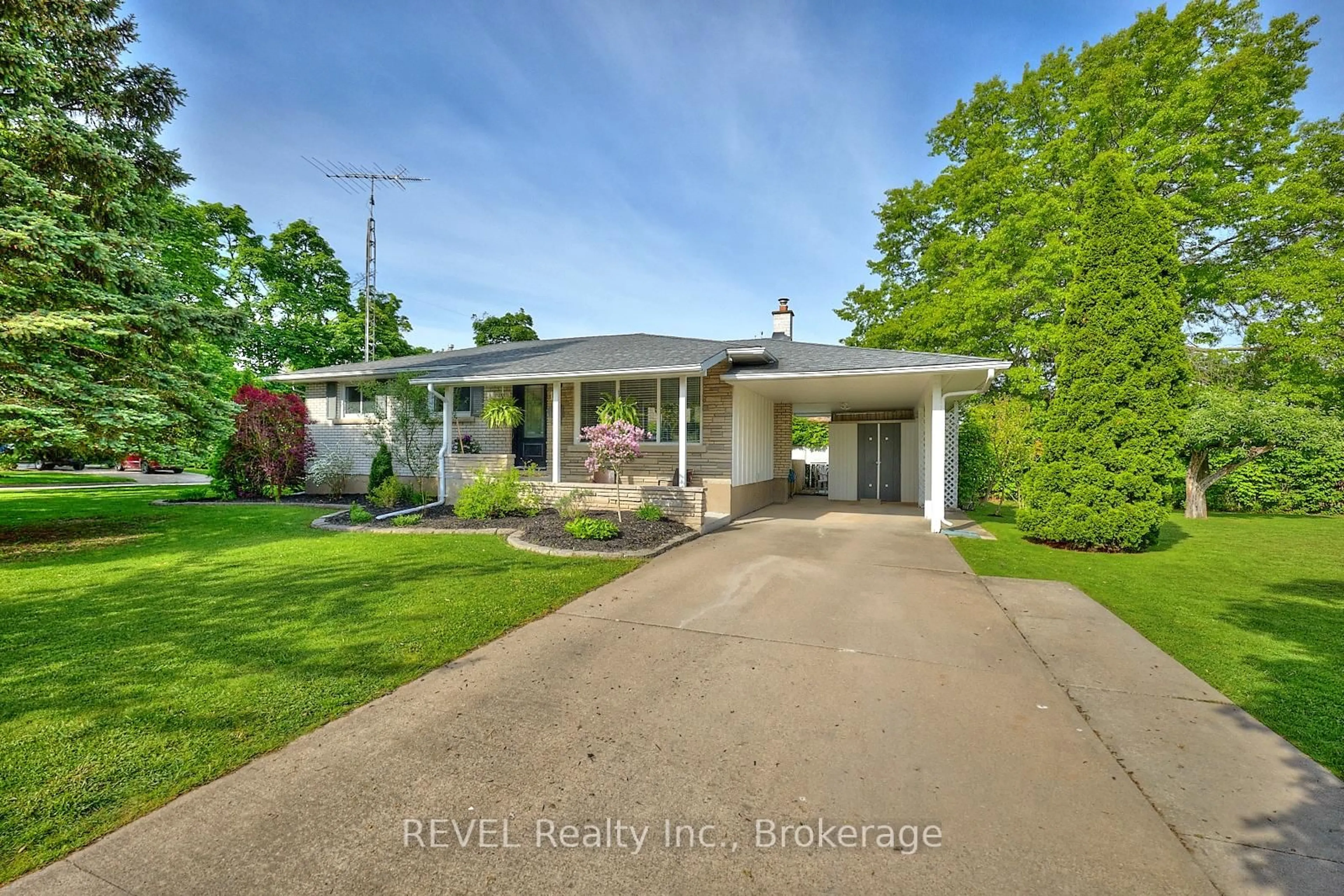 Unknown for 12 Ridley Heights Dr, St. Catharines Ontario L2S 2J2