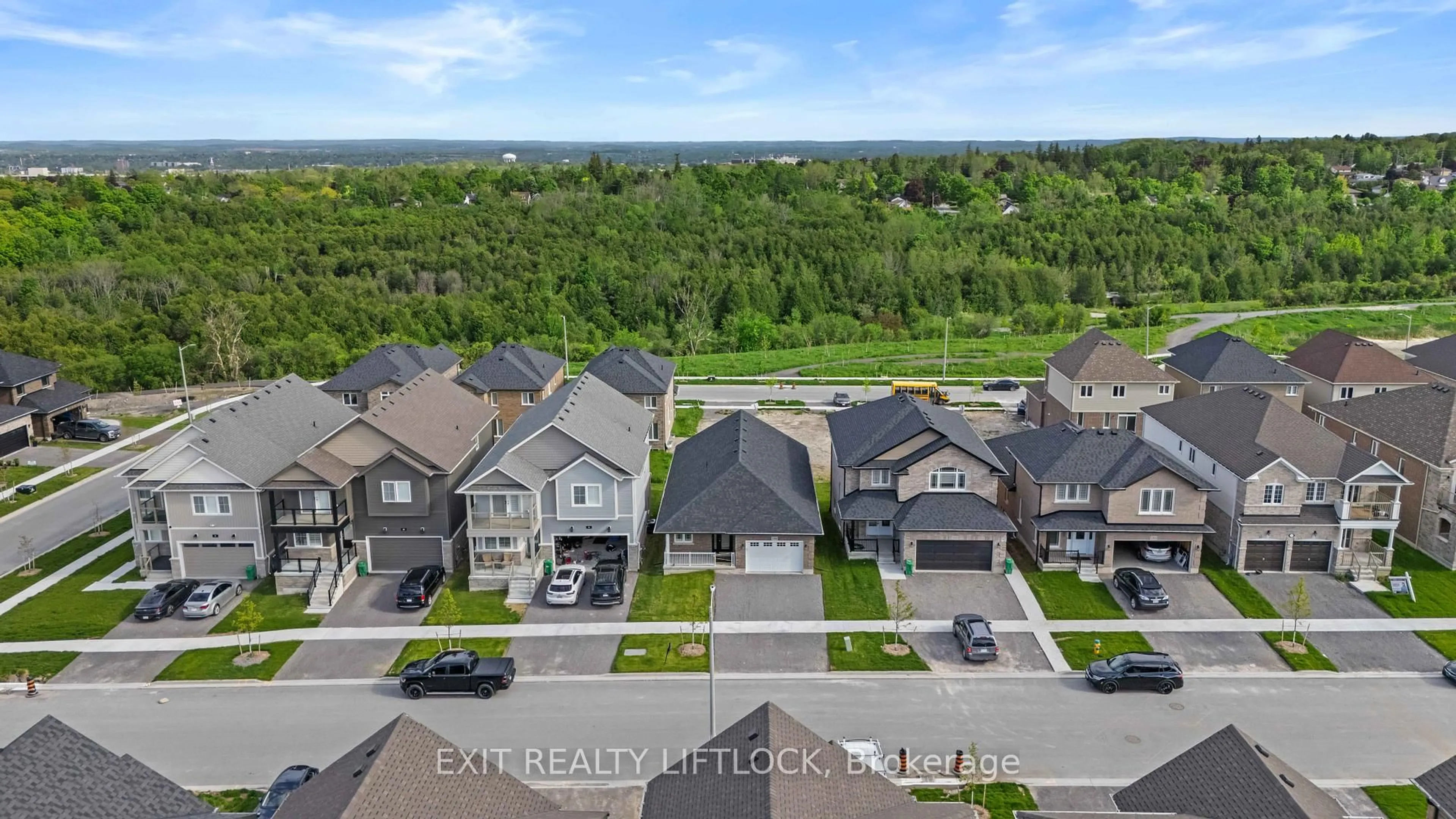 A pic from outside/outdoor area/front of a property/back of a property/a pic from drone, street for 100 York Dr, Peterborough North Ontario K9K 0H7