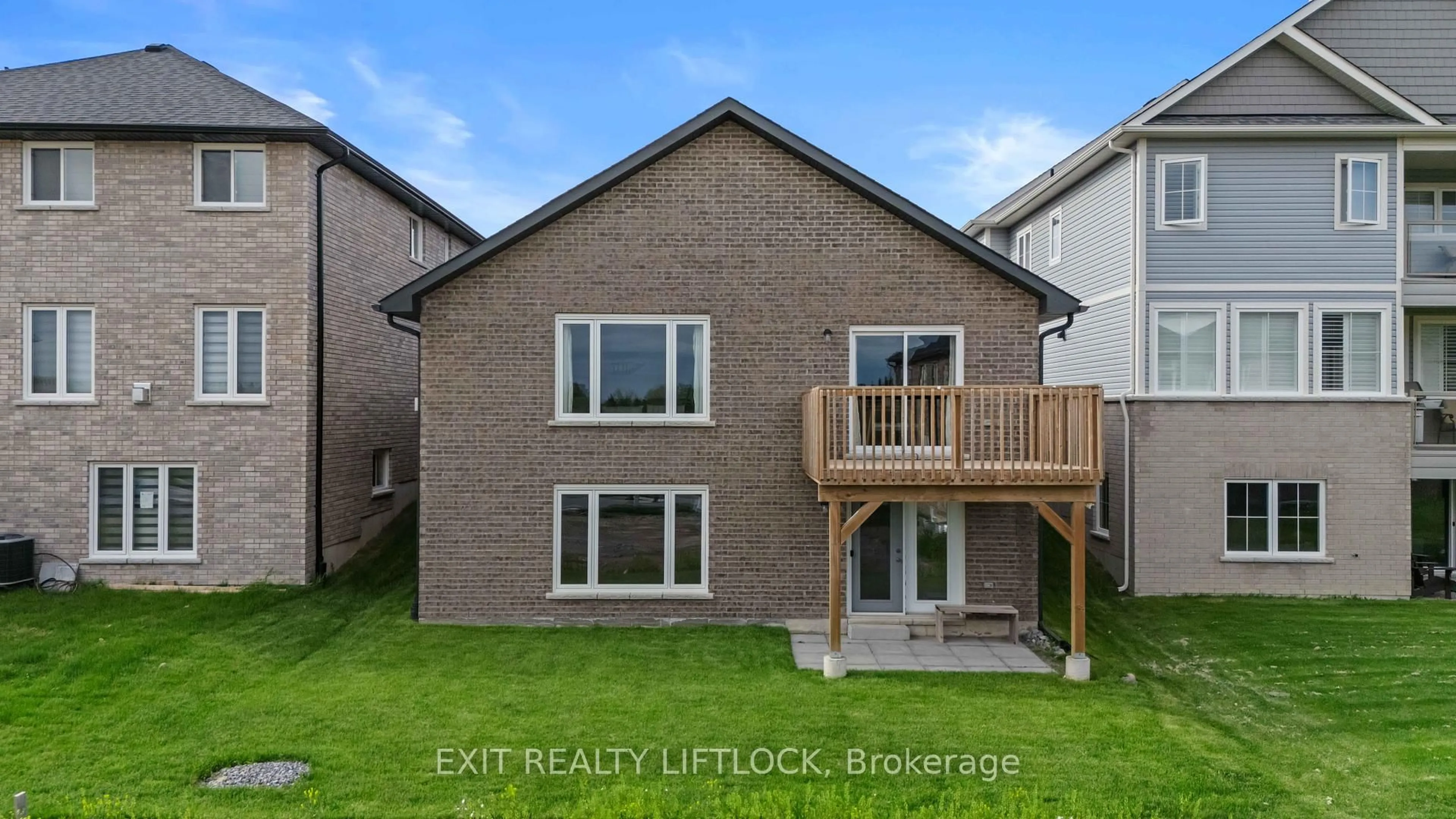 Home with brick exterior material, unknown for 100 York Dr, Peterborough North Ontario K9K 0H7