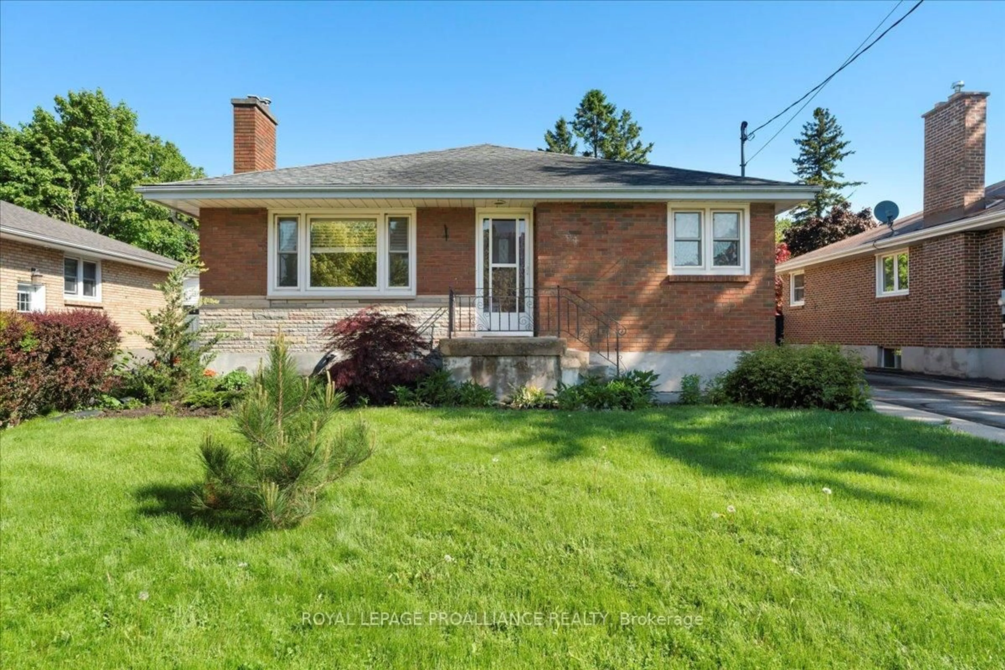 Home with brick exterior material, street for 64 Southview Ave, Belleville Ontario K8N 2J5