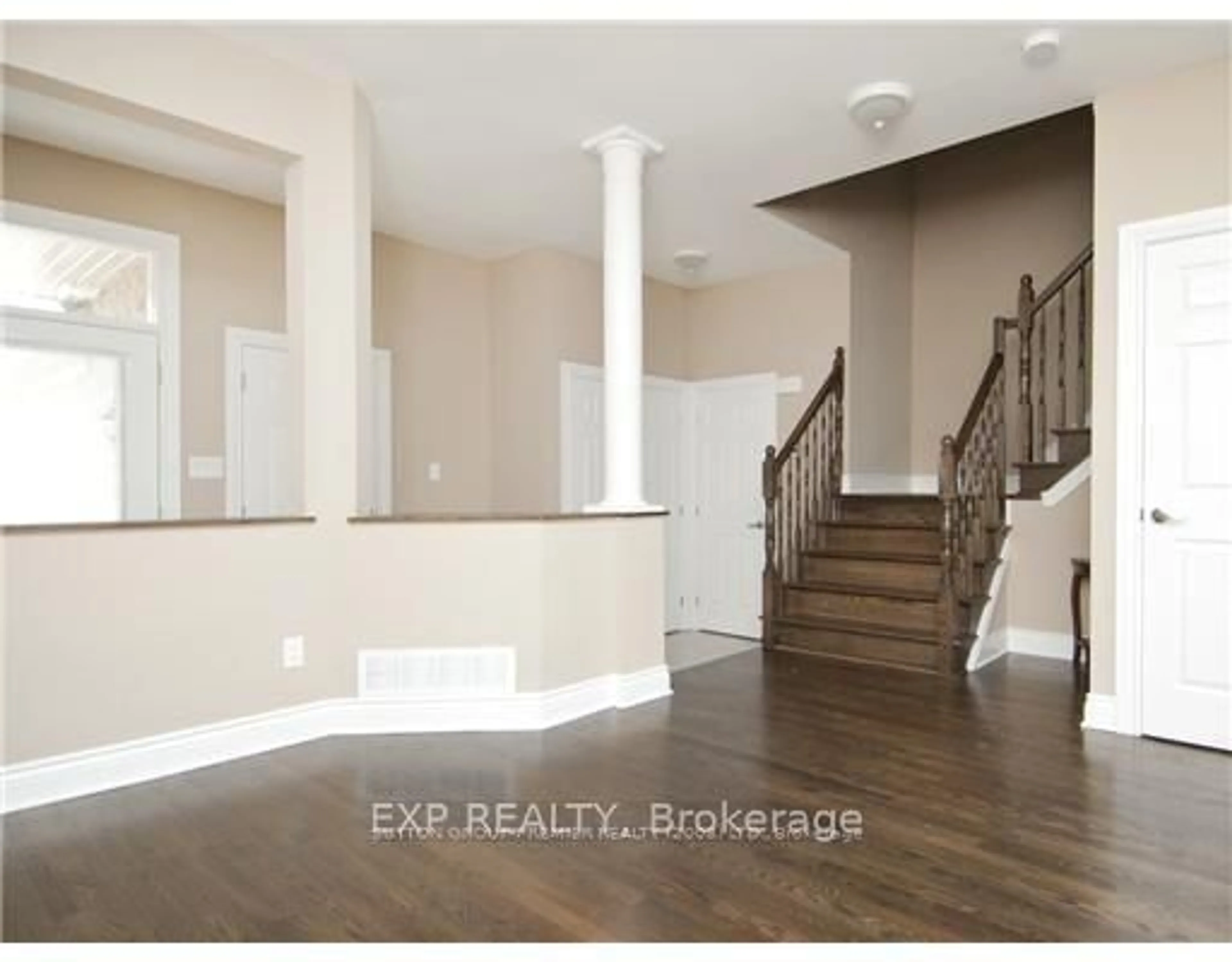 Indoor entryway for 6793 BREANNA CARDILL St, Greely Ontario K4P 0C3