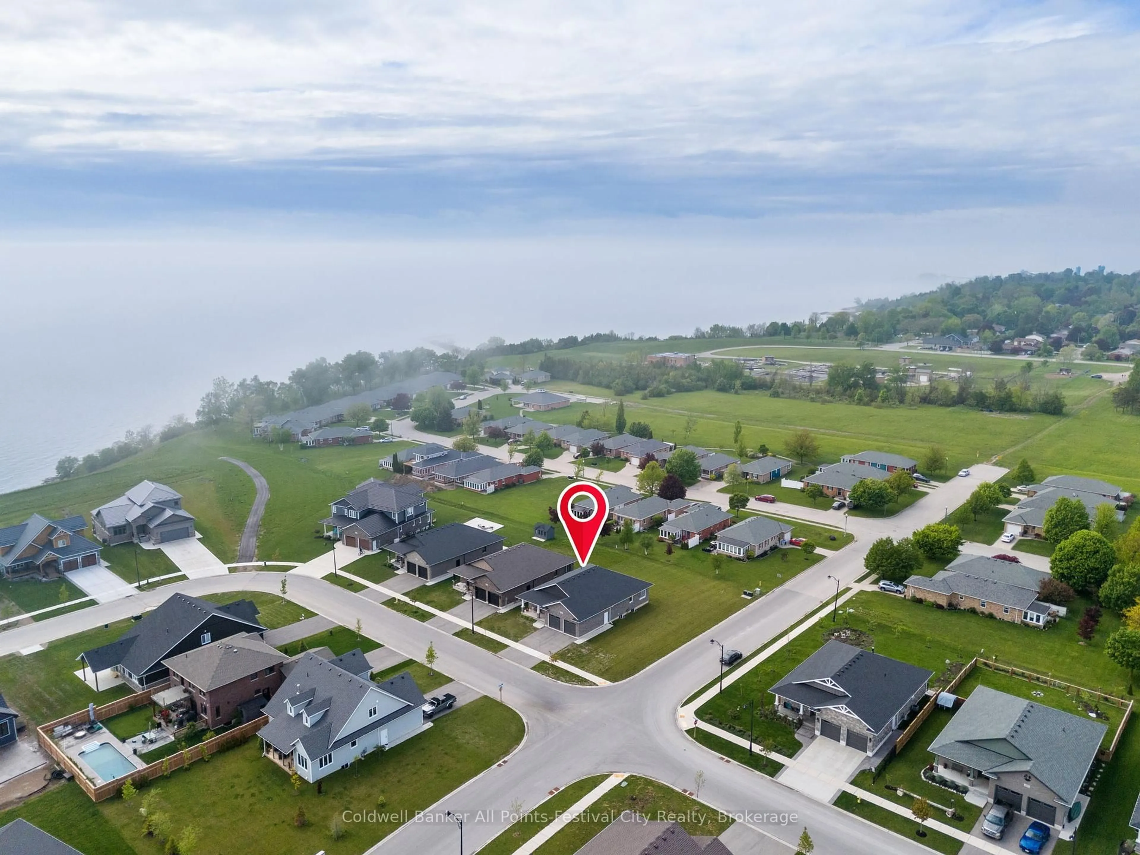 A pic from outside/outdoor area/front of a property/back of a property/a pic from drone, water/lake/river/ocean view for 432 Coast Dr, Goderich Ontario N7A 4M6