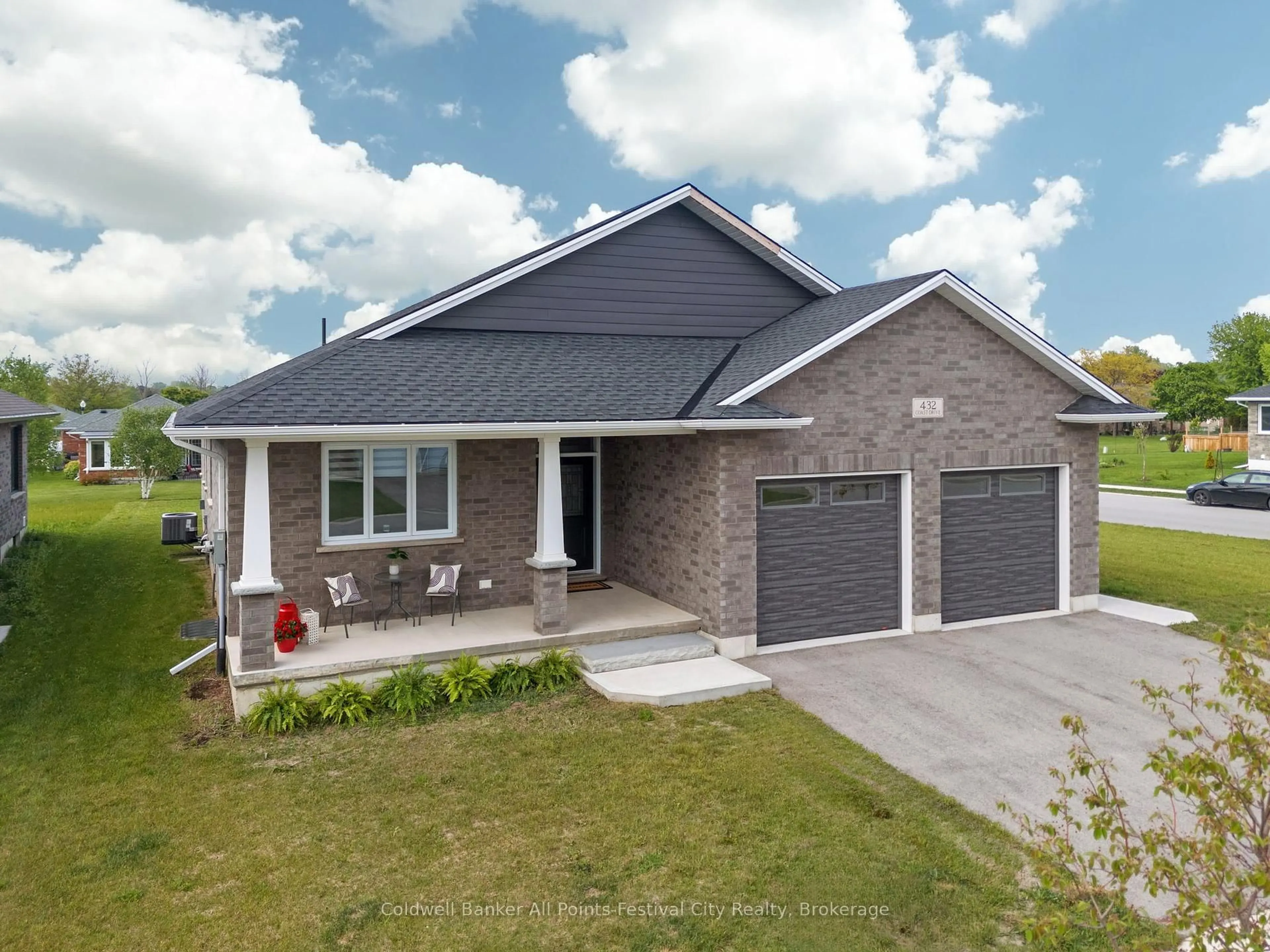 Home with brick exterior material, street for 432 Coast Dr, Goderich Ontario N7A 4M6