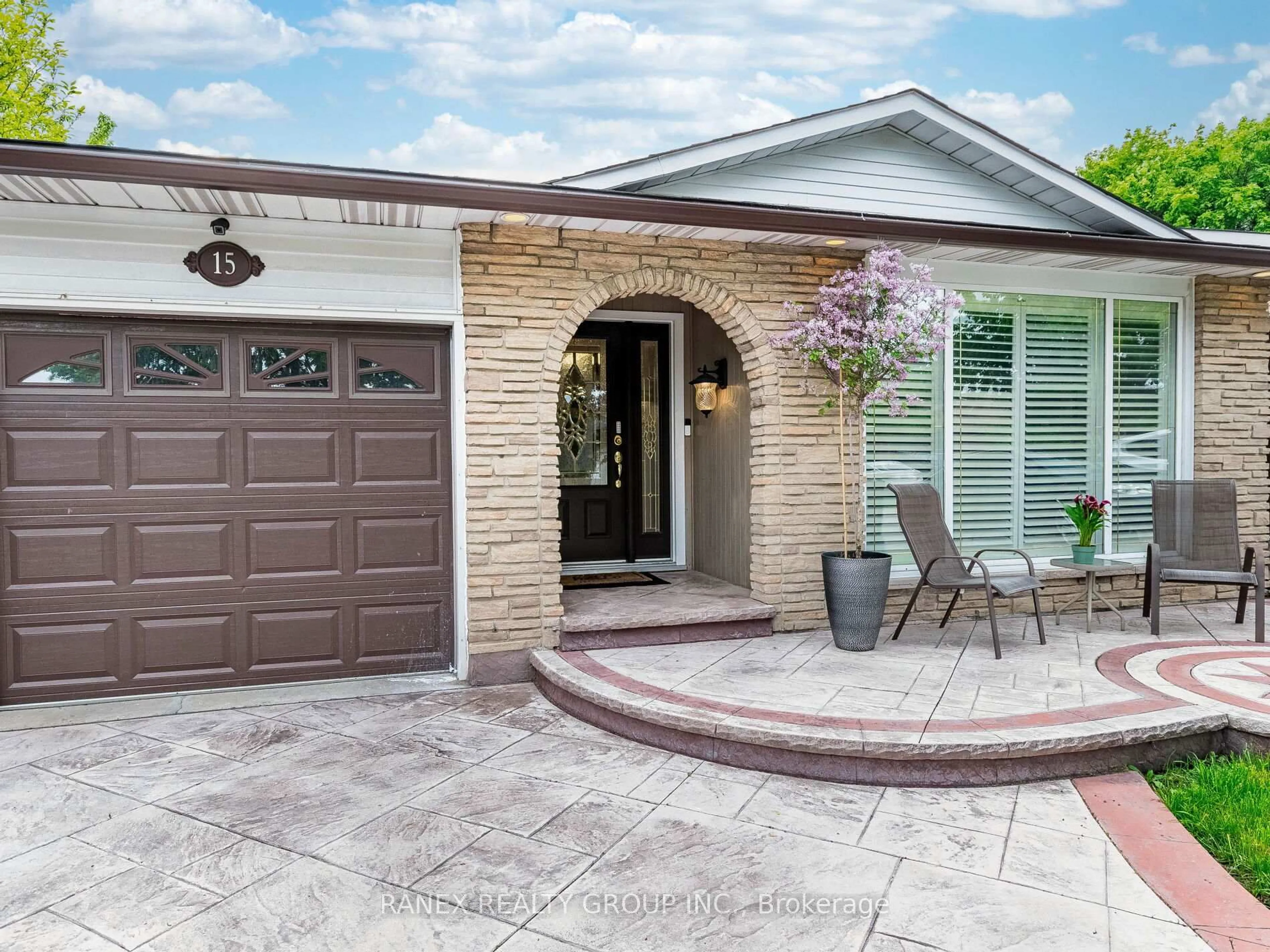 Home with brick exterior material, street for 15 Fiona Cres, Hamilton Ontario L9C 6Z1