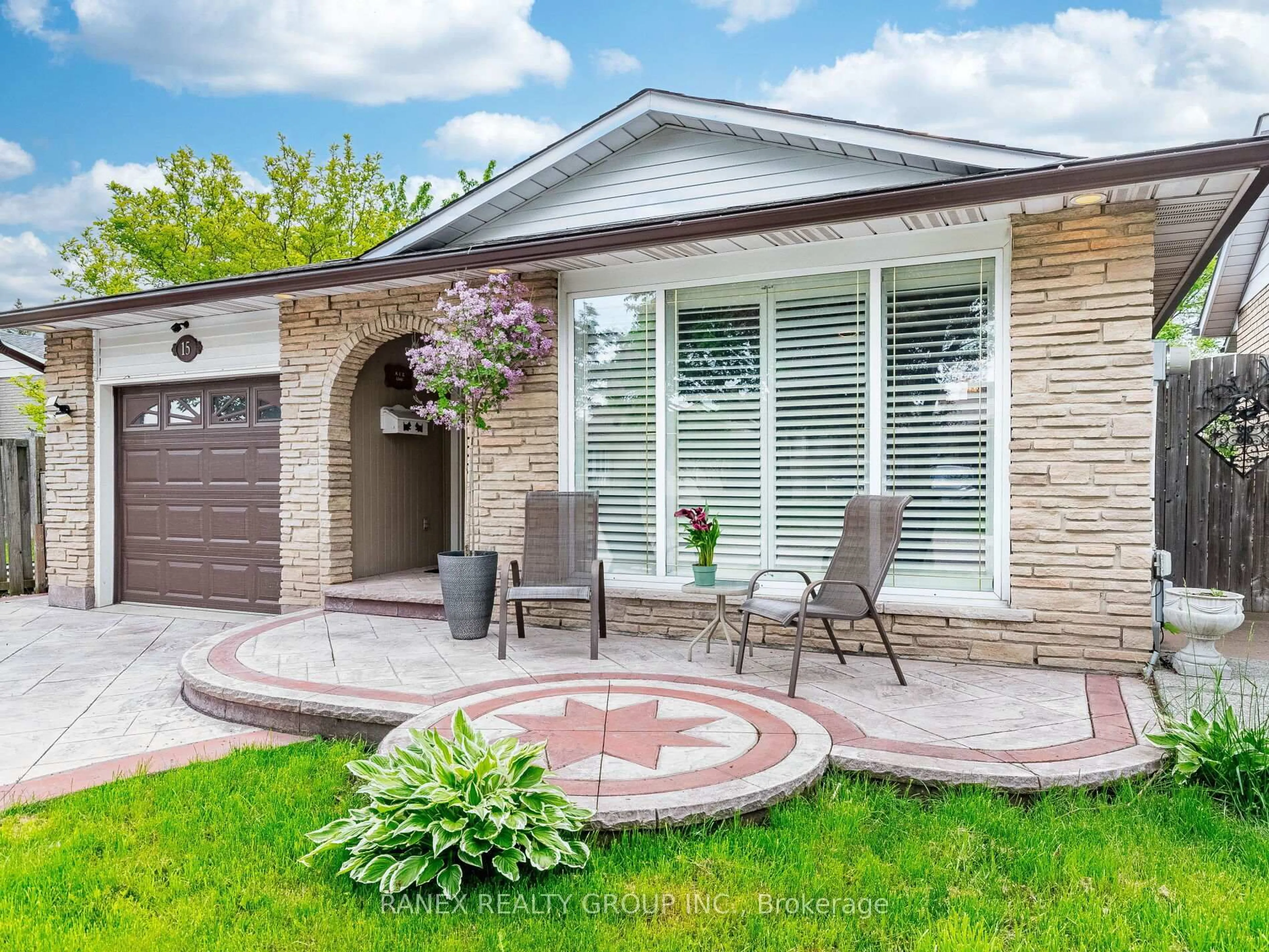 Home with brick exterior material, street for 15 Fiona Cres, Hamilton Ontario L9C 6Z1