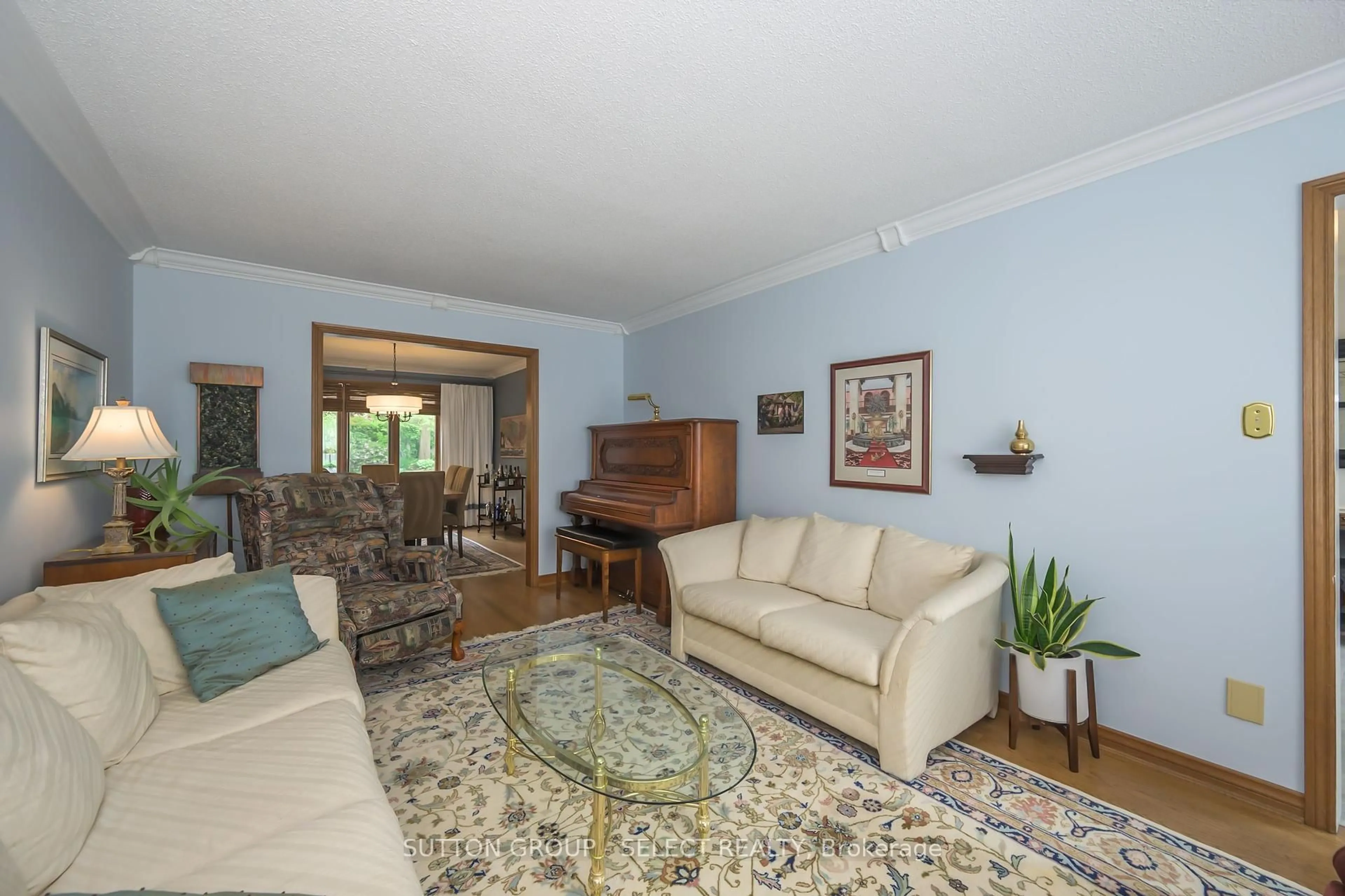 Living room with furniture, unknown for 10 Jennifer Gdns, London North Ontario N5X 3K8