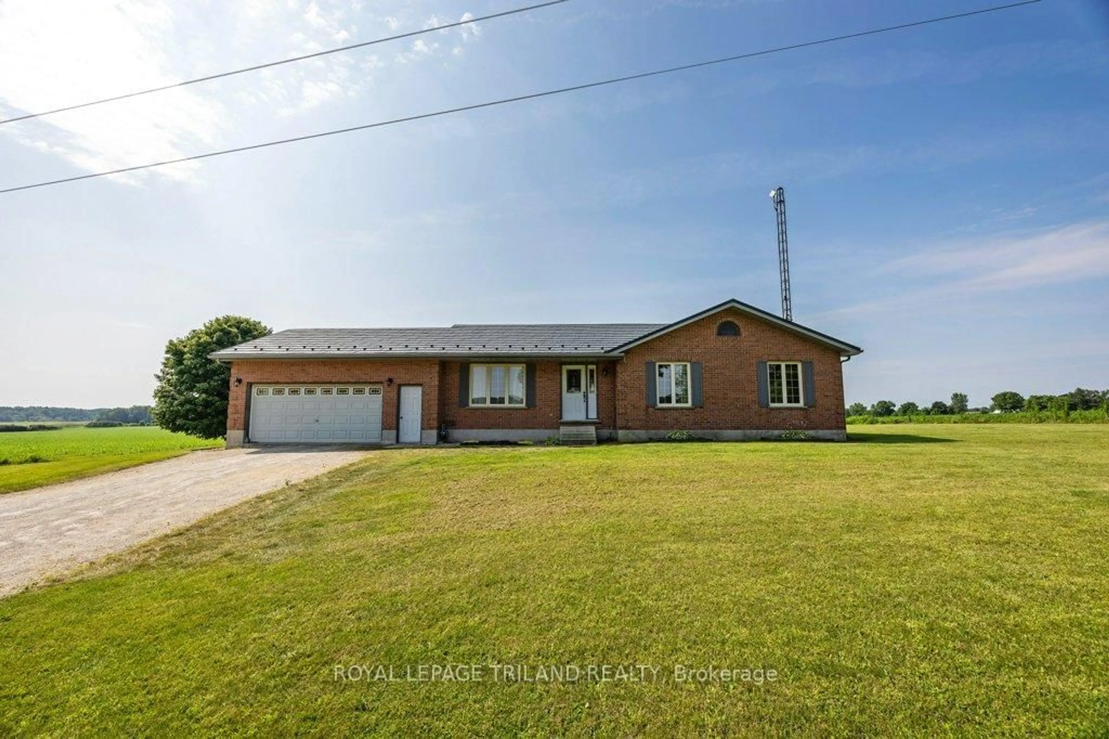 A pic from outside/outdoor area/front of a property/back of a property/a pic from drone, building for 50783 CHALET Line, Malahide Ontario N5H 2R1