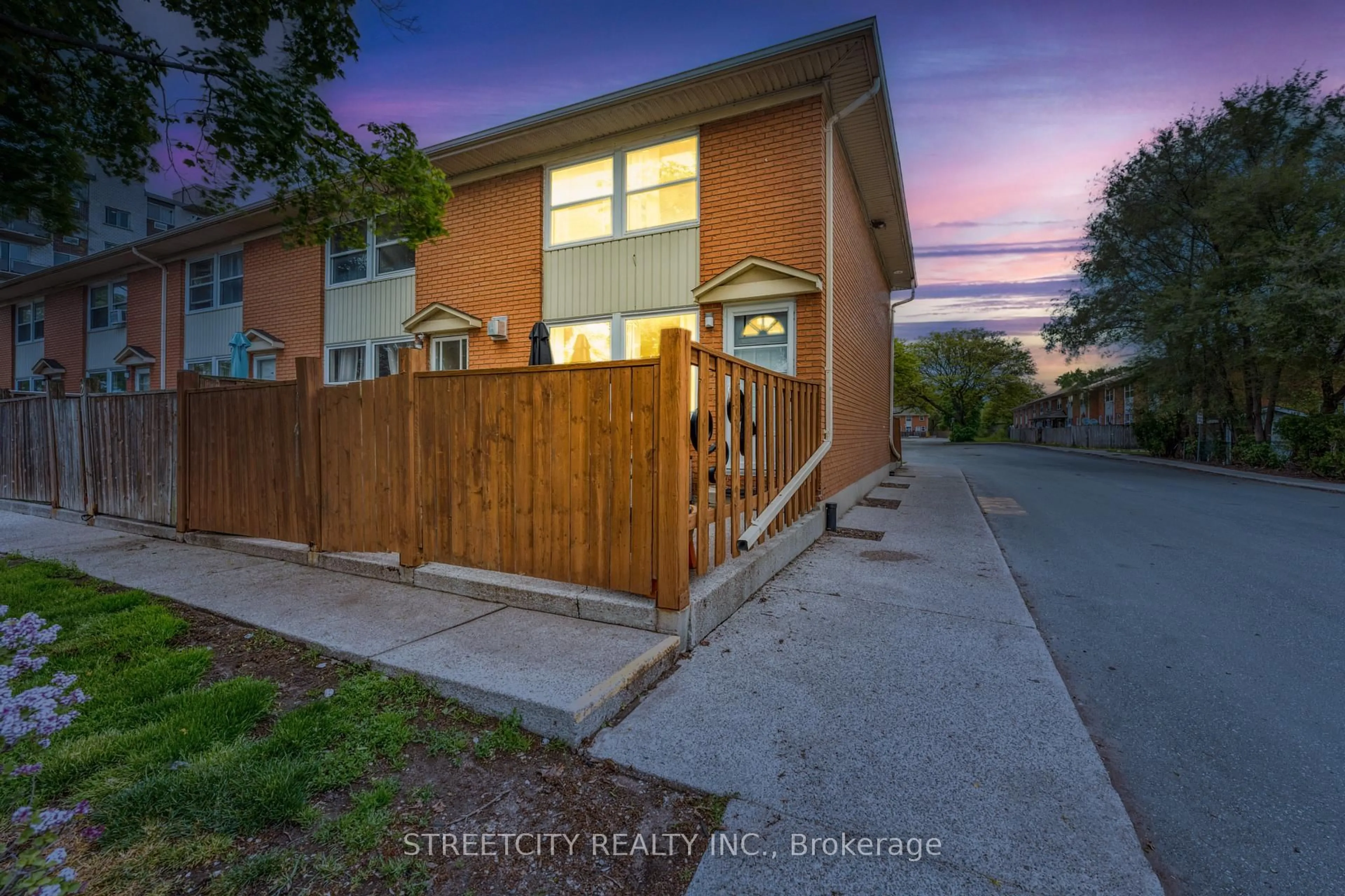 A pic from outside/outdoor area/front of a property/back of a property/a pic from drone, street for 834 Exmouth St #1, Sarnia Ontario N7T 5R2