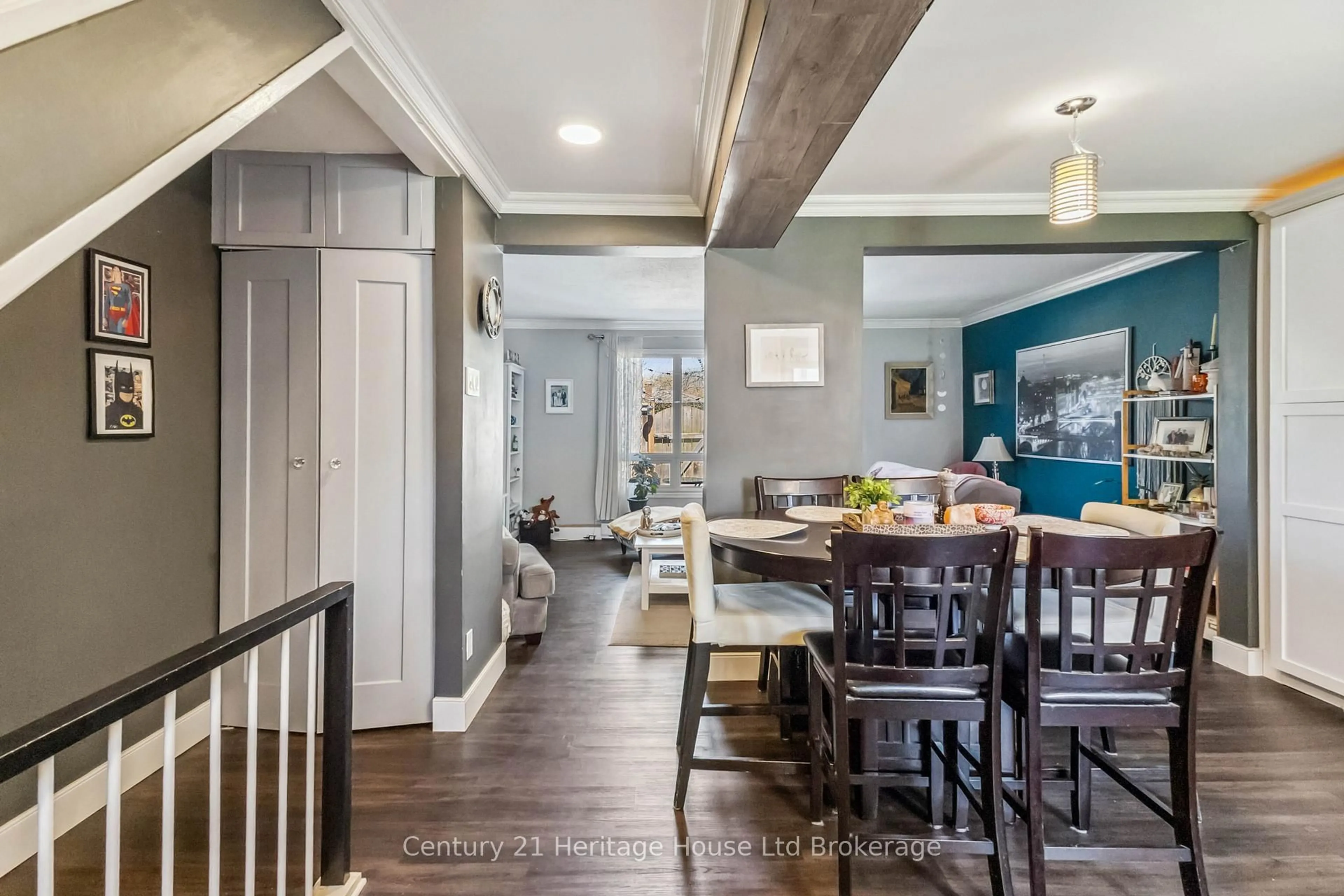 Open concept kitchen, unknown for 166 Southdale Rd #123, London South Ontario N6J 2J1