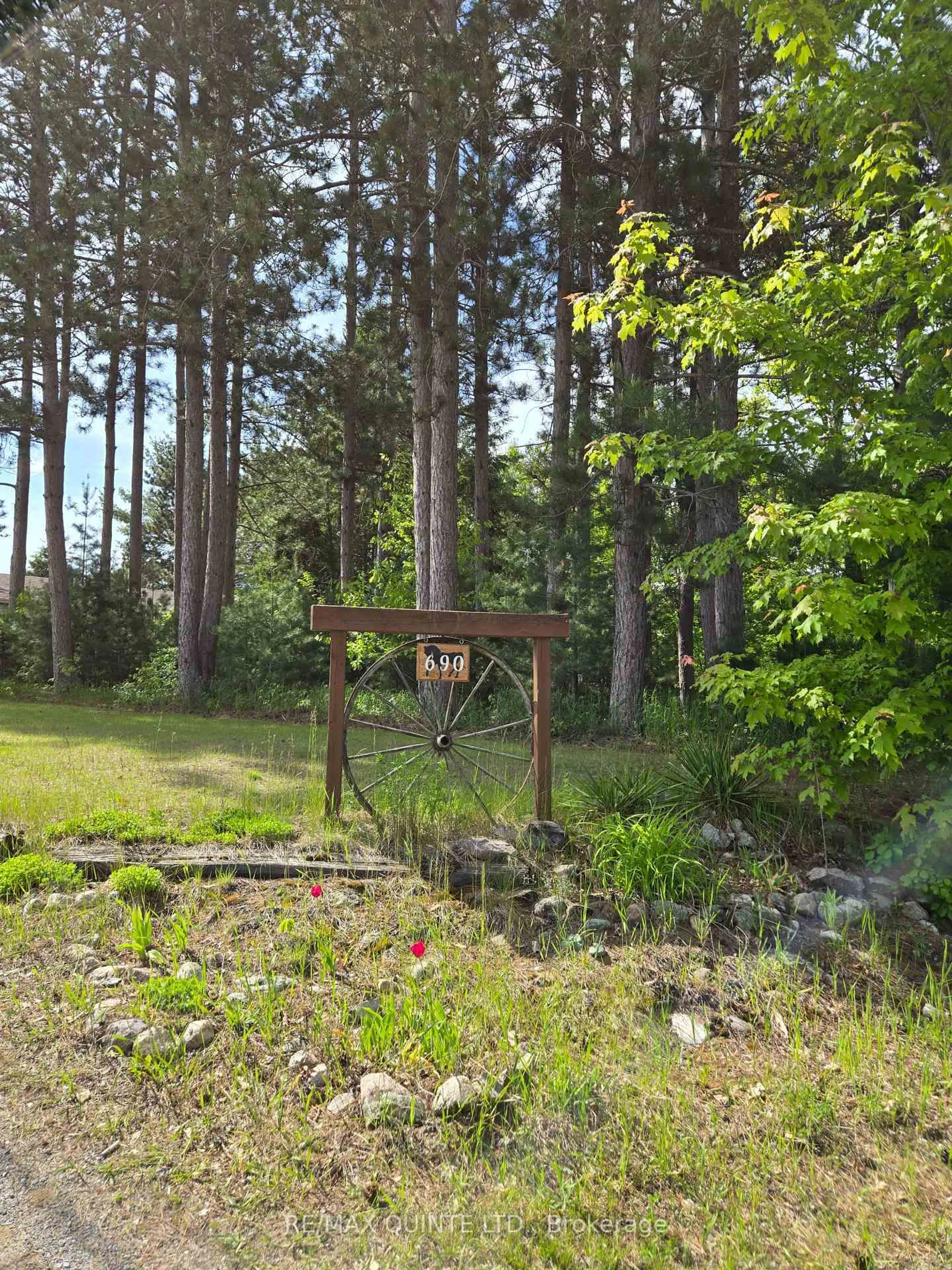 A pic from outside/outdoor area/front of a property/back of a property/a pic from drone, forest/trees view for 690 Potter Settlement Rd, Tweed Ontario K0K 3J0