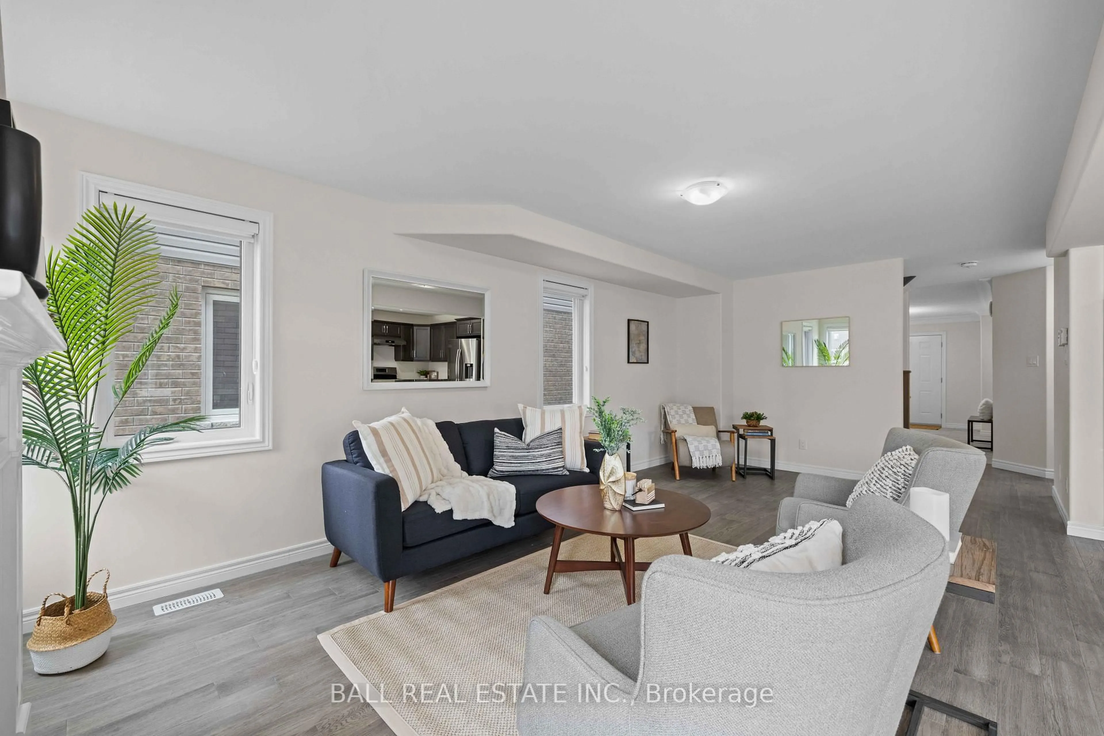 Living room with furniture, unknown for 214 O'Neil St, Peterborough North Ontario K9K 0H5