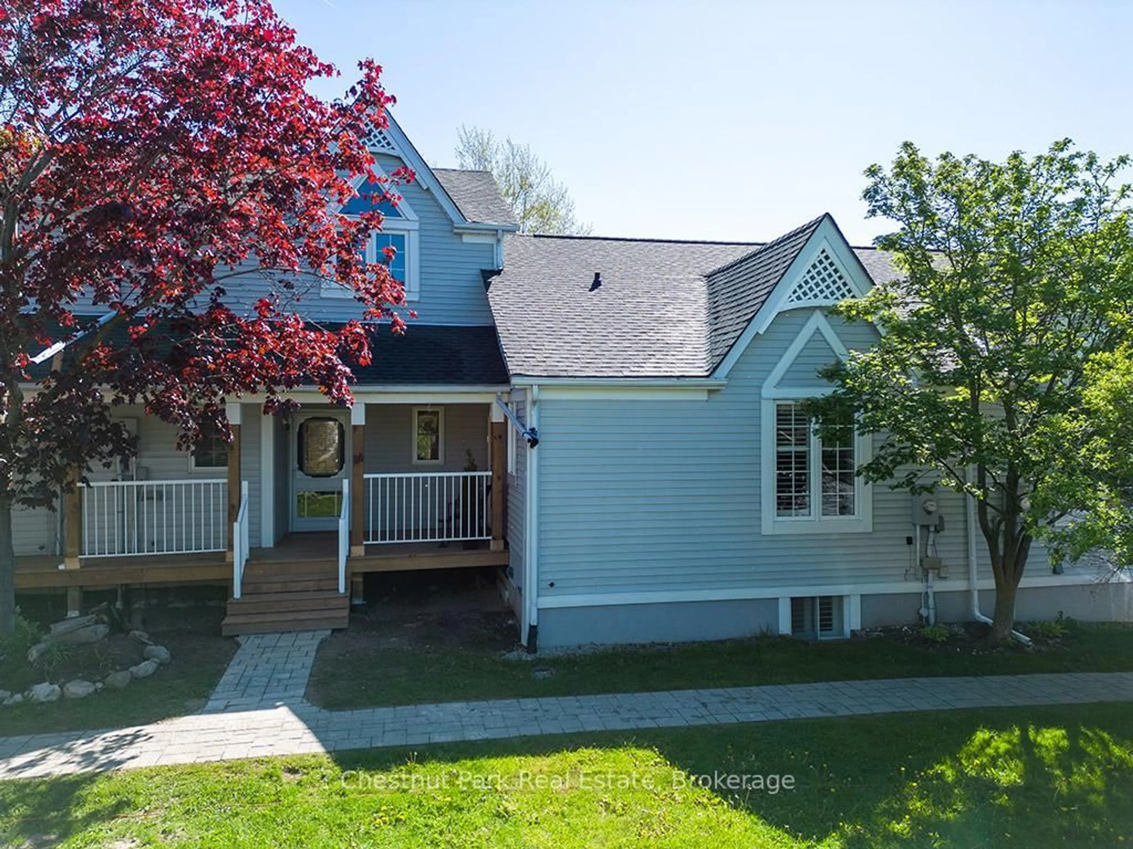 Home with vinyl exterior material, street for 83 Victoria St #4, Meaford Ontario N4L 1R4