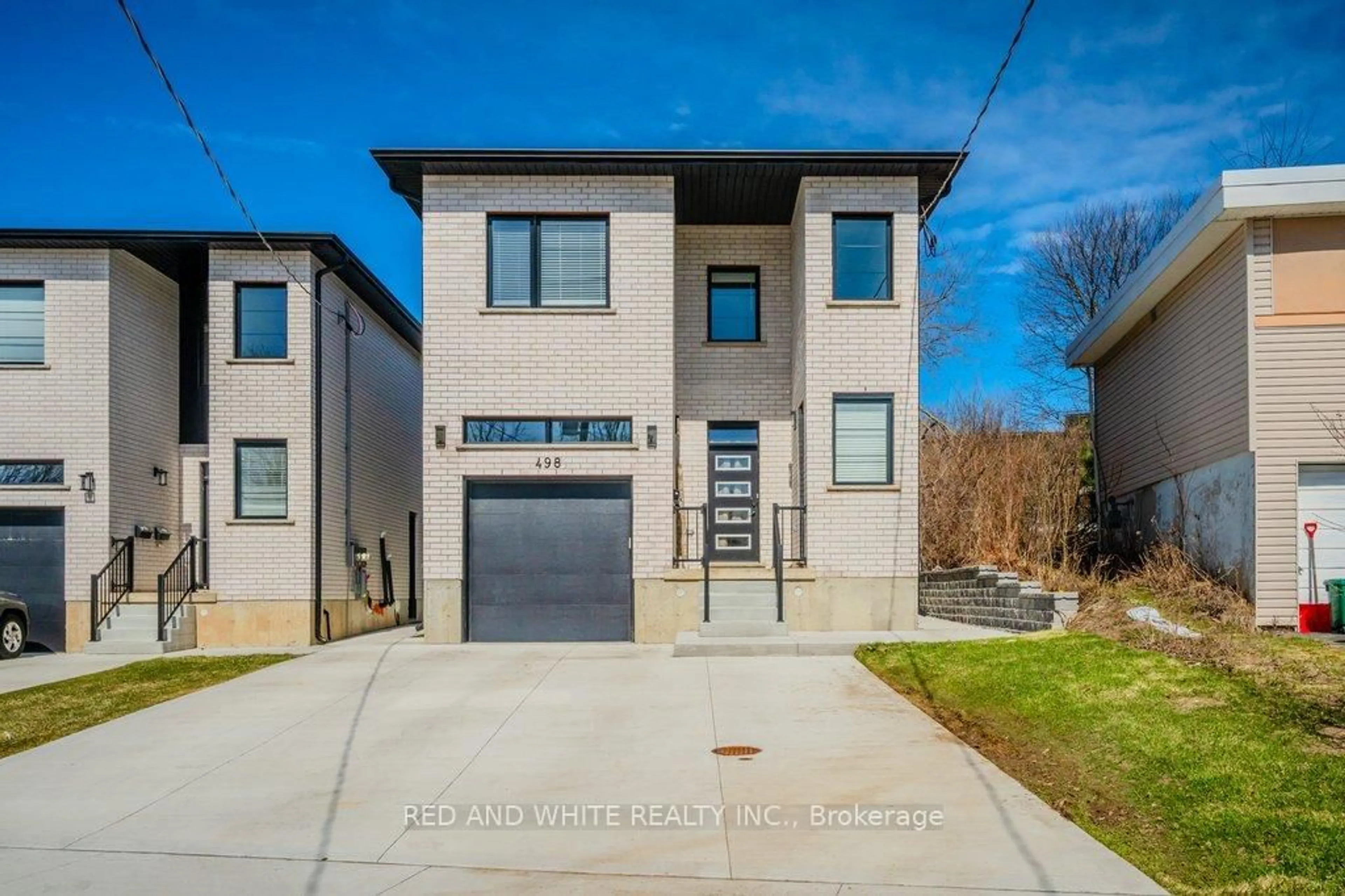 Home with brick exterior material, street for 498 Karn St, Kitchener Ontario N2M 2C1