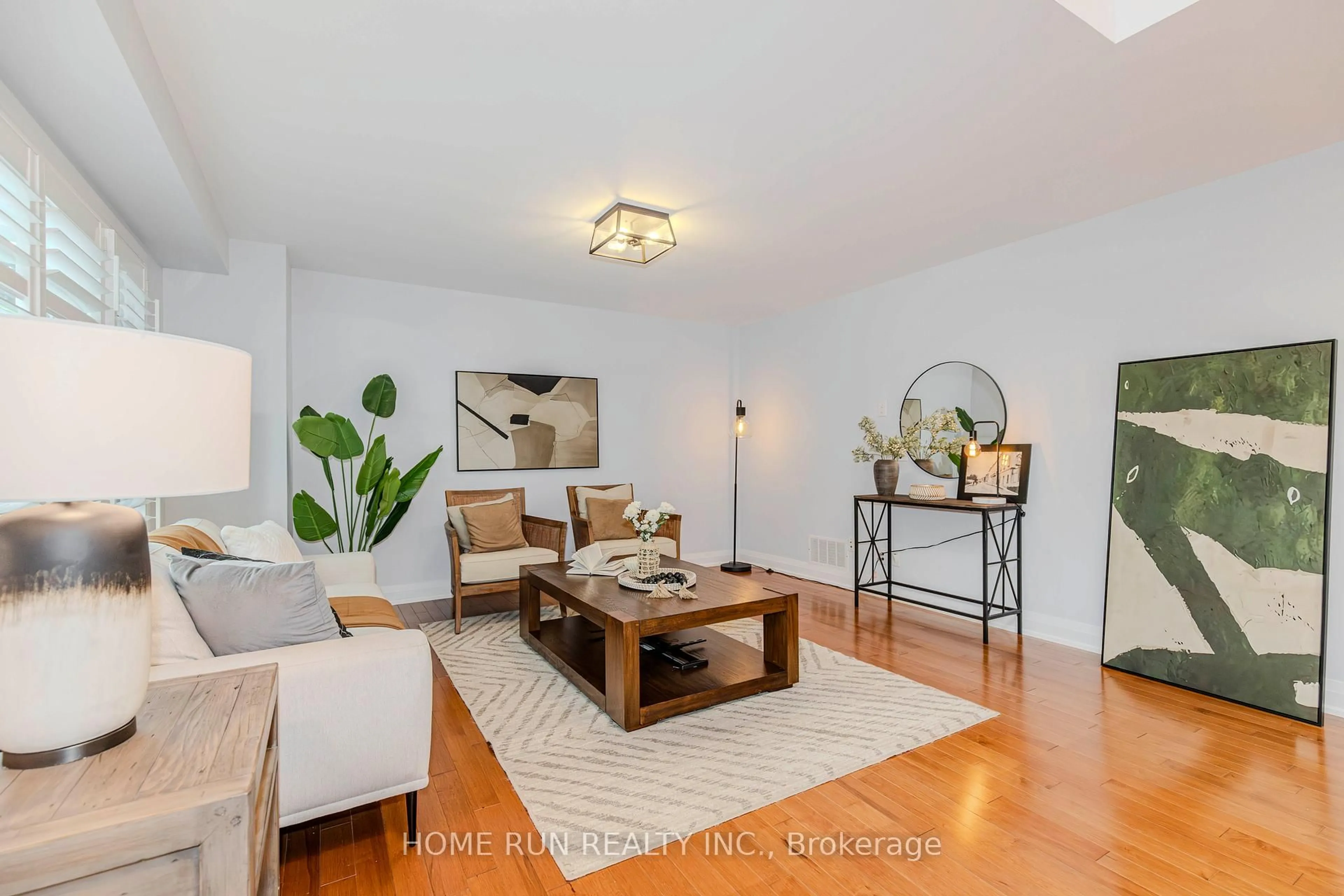 Living room with furniture, unknown for 276 Crocus Ave, Ottawa Ontario K1H 6E9