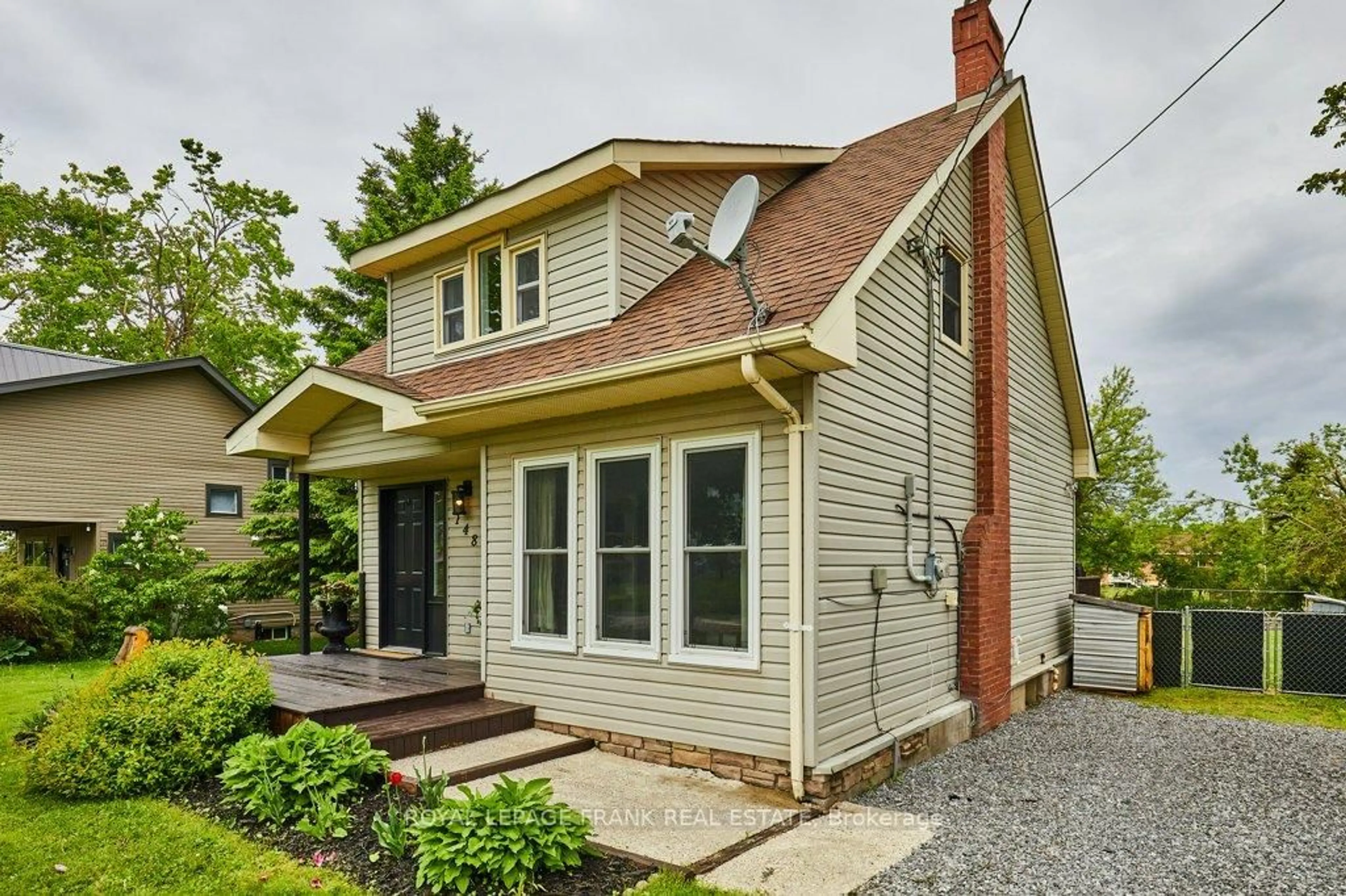 Home with vinyl exterior material, street for 148 King St, Kawartha Lakes Ontario K0M 2T0