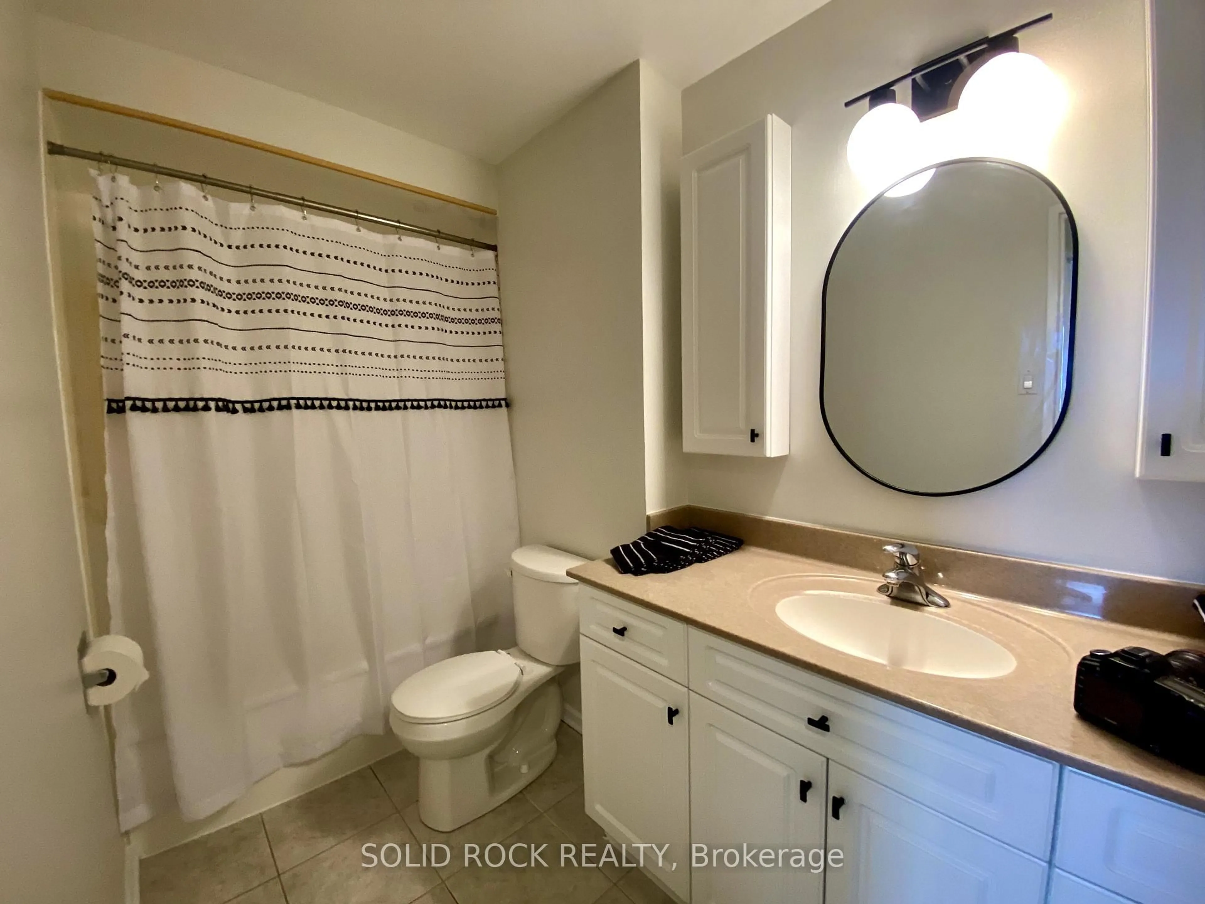 Standard bathroom, unknown for 3100 Carling Ave #902, Ottawa Ontario K2B 6J6
