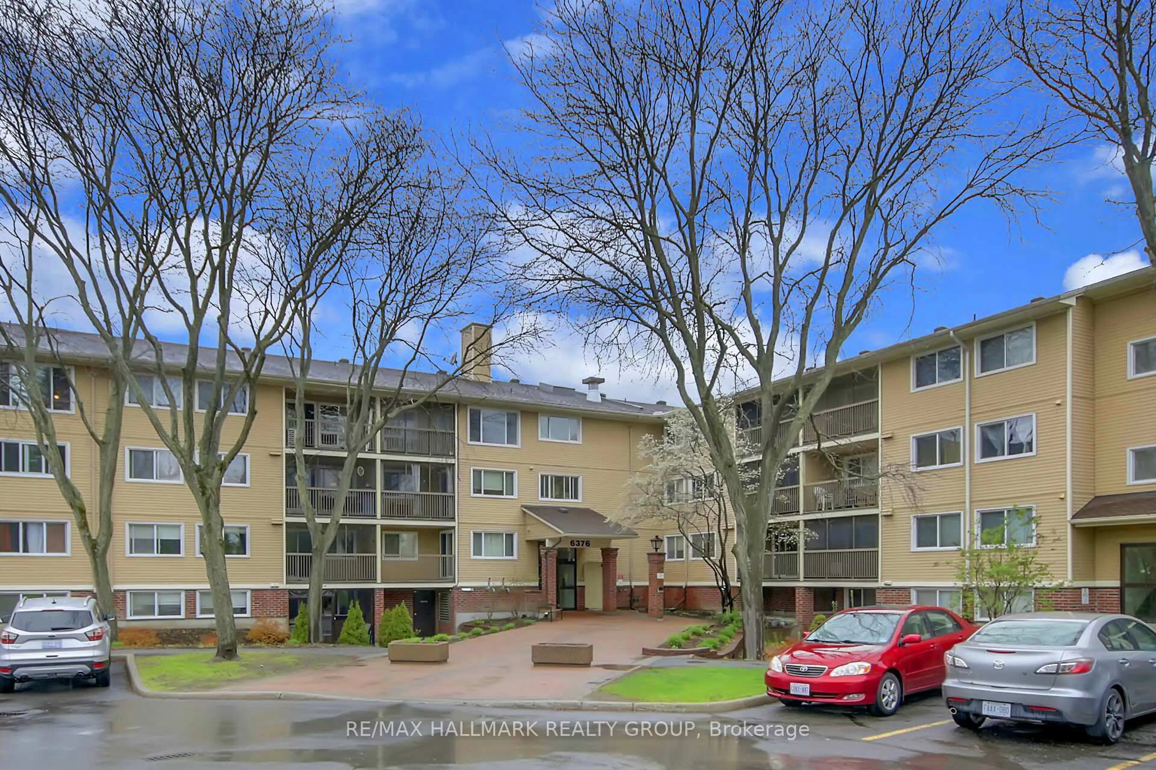 Unknown for 6376 Bilberry Dr #215, Ottawa Ontario K1C 4P6