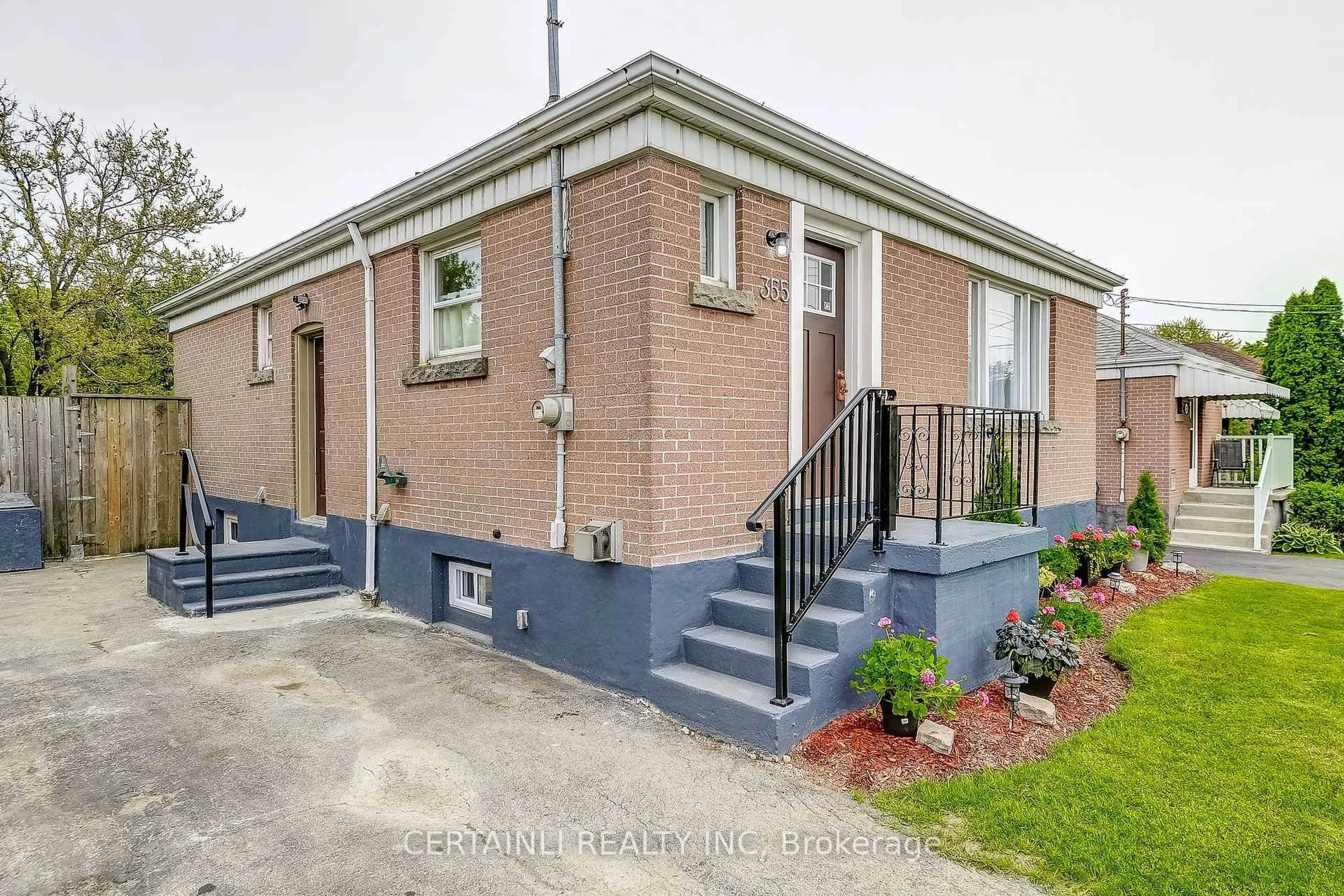 Home with brick exterior material, street for 355 East 21st St, Hamilton Ontario L8V 2V1