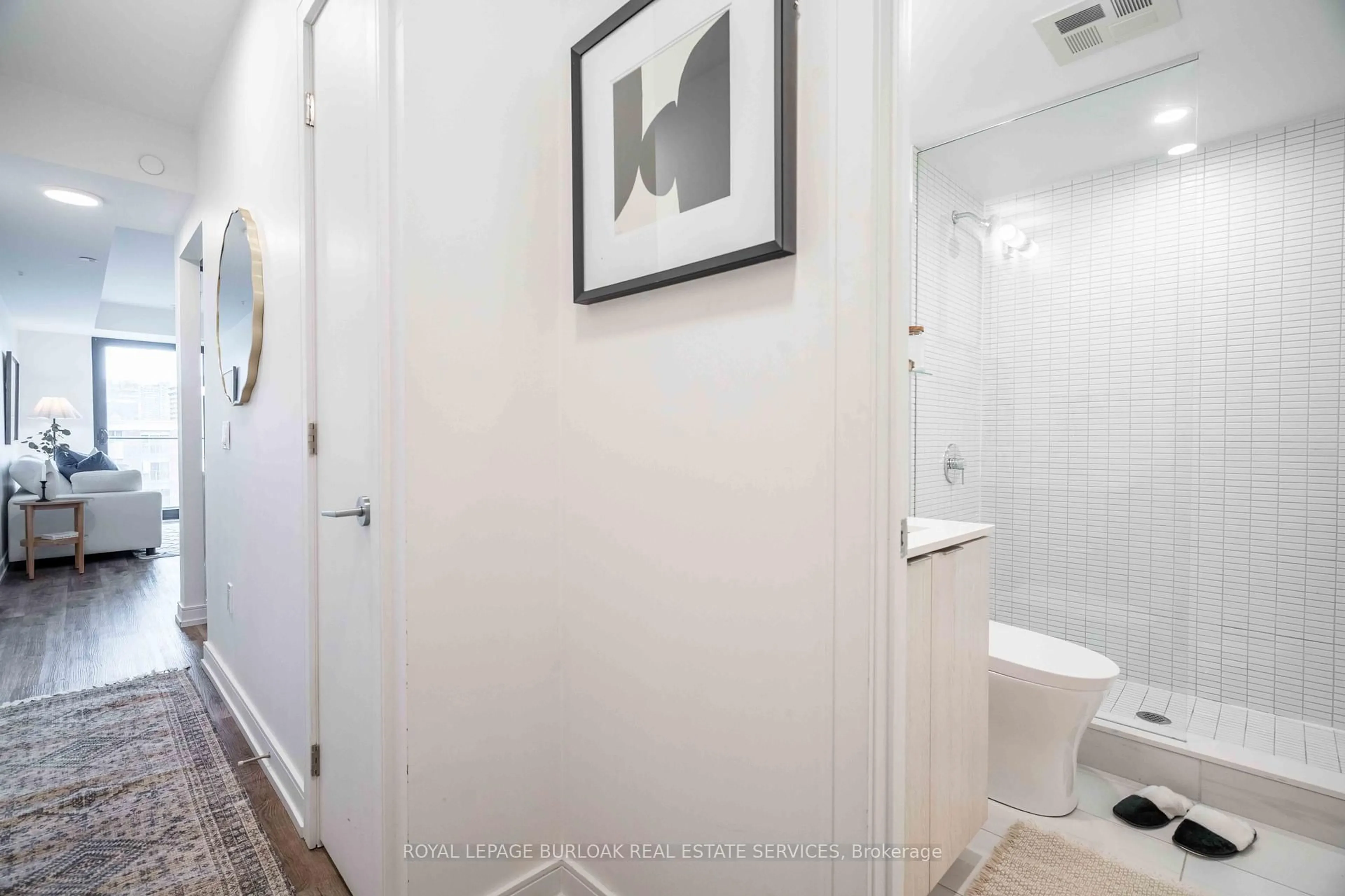 Standard bathroom, unknown for 1 Jarvis St #1206, Hamilton Ontario L8R 3J2