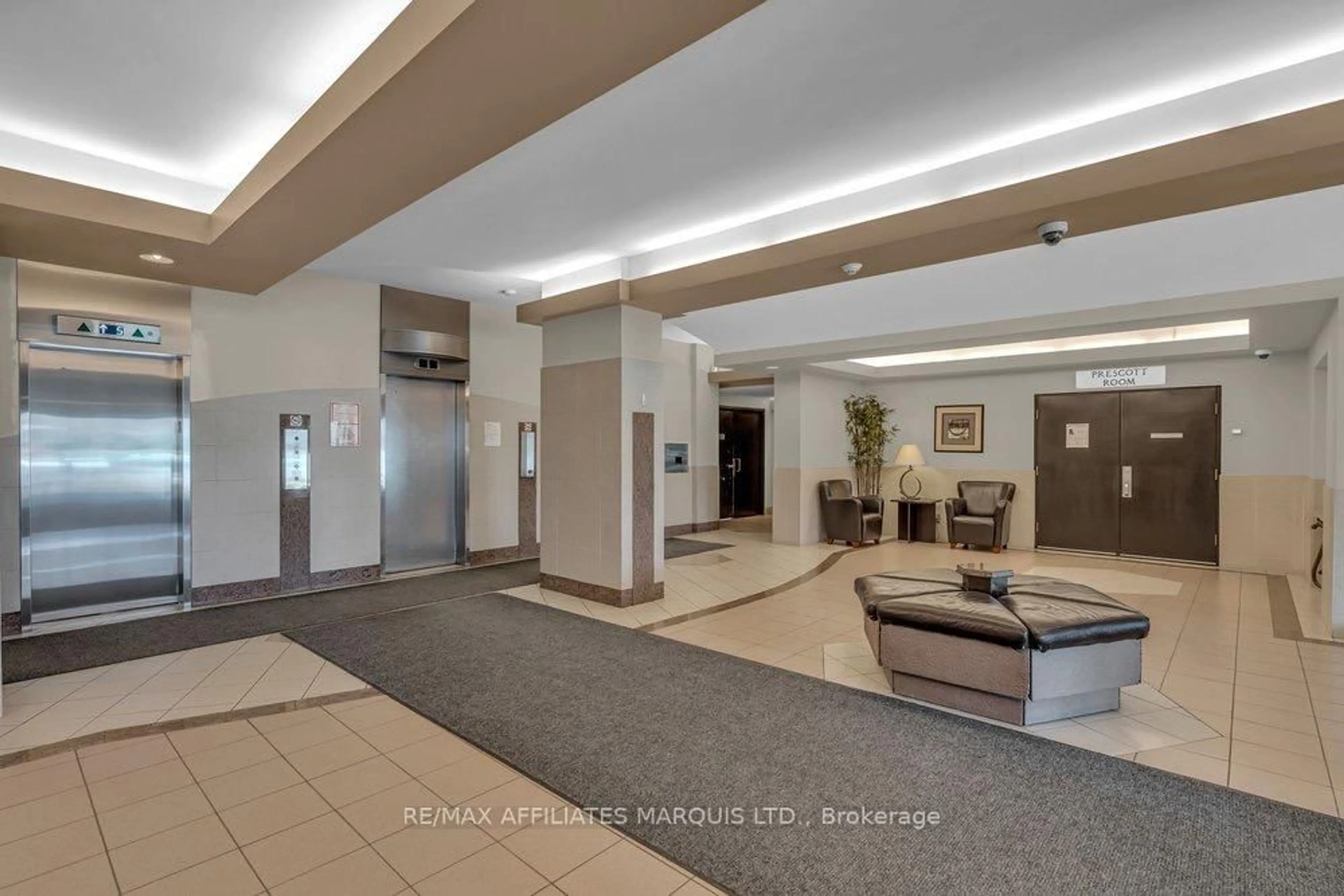 Lobby for 900 Dynes Rd #904, Ottawa Ontario K2C 3L6