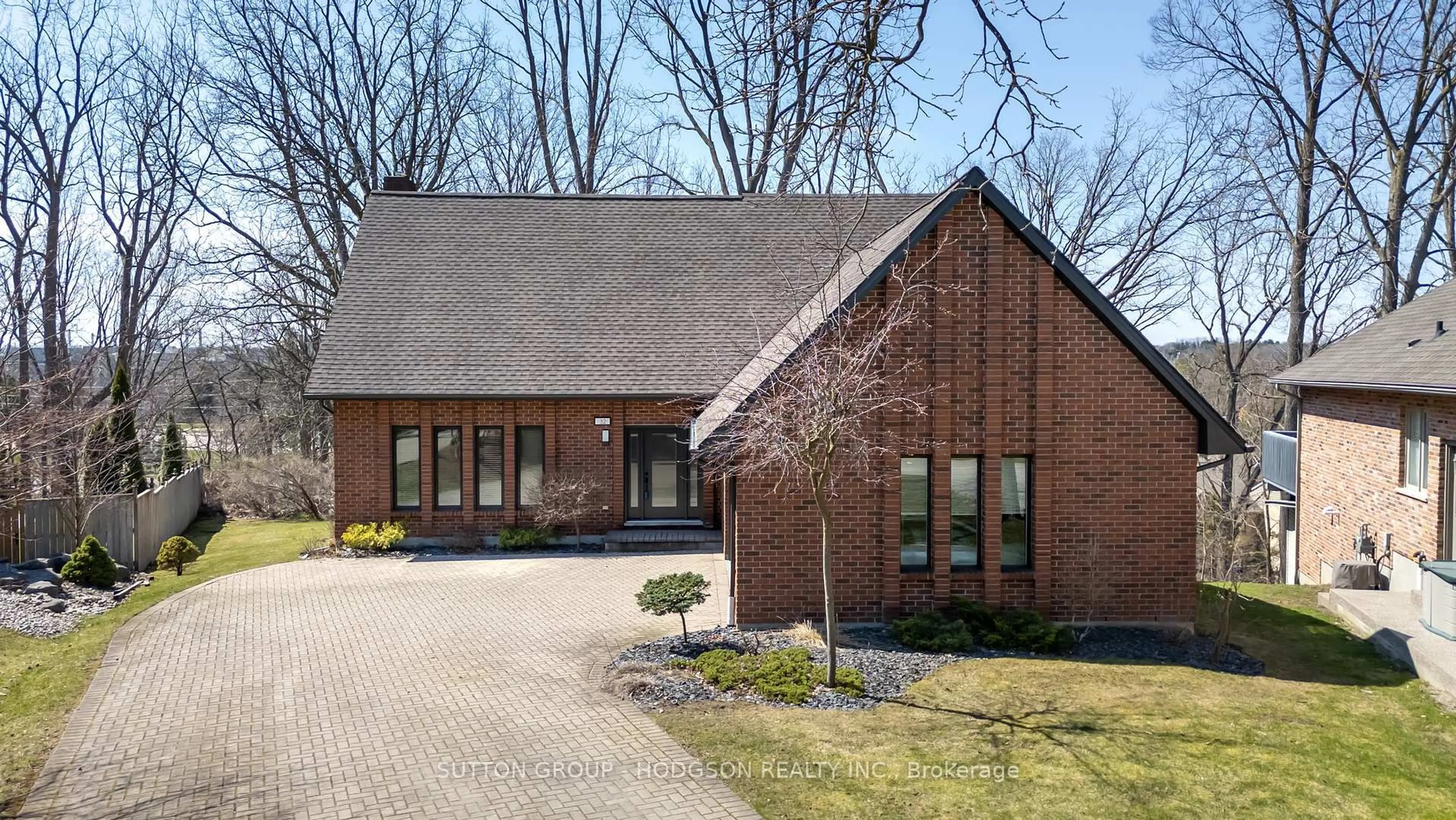 Home with brick exterior material, street for 32 Tallwood Circ, London North Ontario N5X 2S1