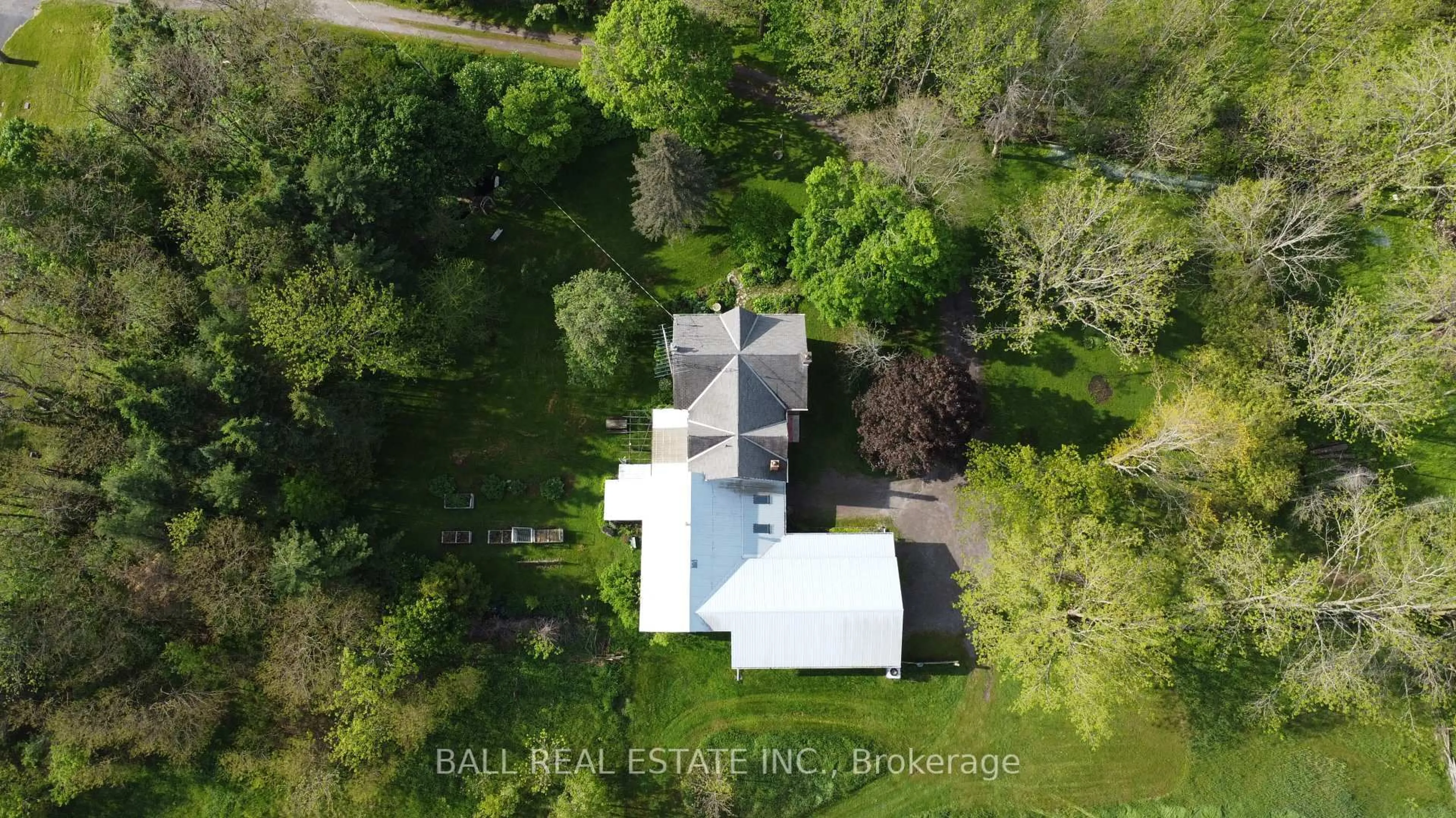 A pic from outside/outdoor area/front of a property/back of a property/a pic from drone, building for 94 West St, Douro-Dummer Ontario K0L 3A0
