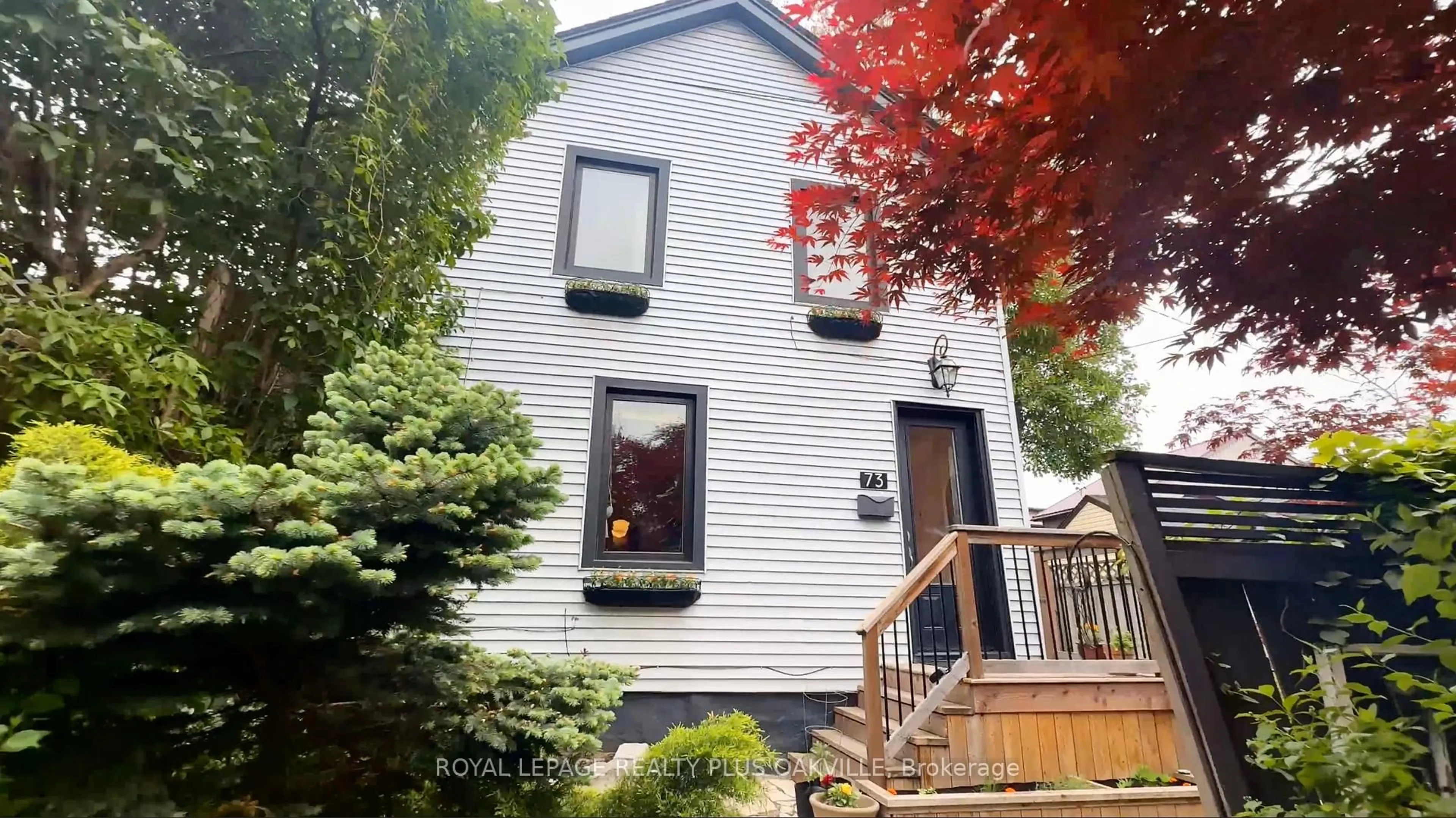 Unknown for 73 Pearl St, Hamilton Ontario L8R 2Z1
