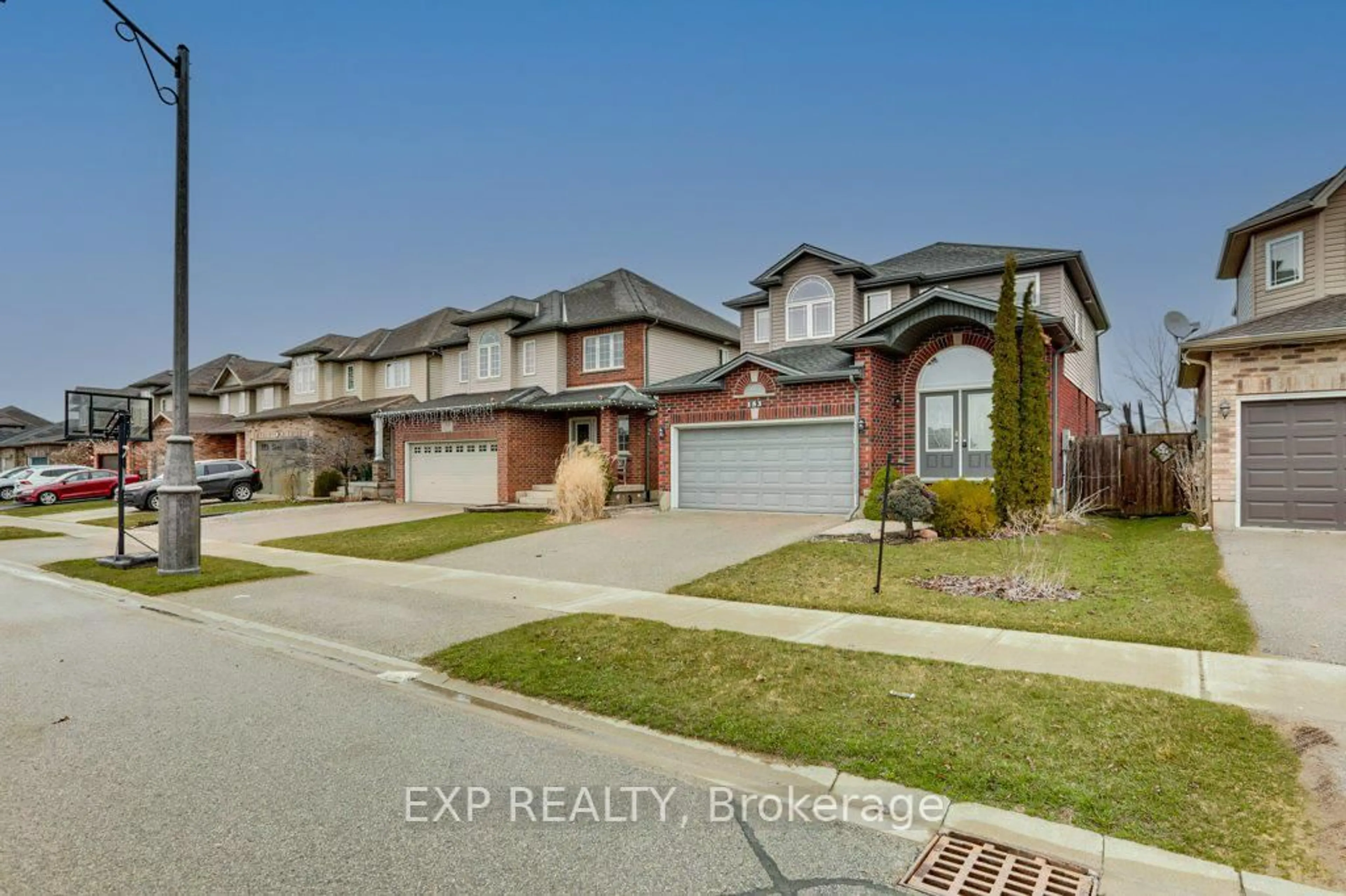 A pic from outside/outdoor area/front of a property/back of a property/a pic from drone, street for 153 Winders Tr, Ingersoll Ontario N5C 0A7