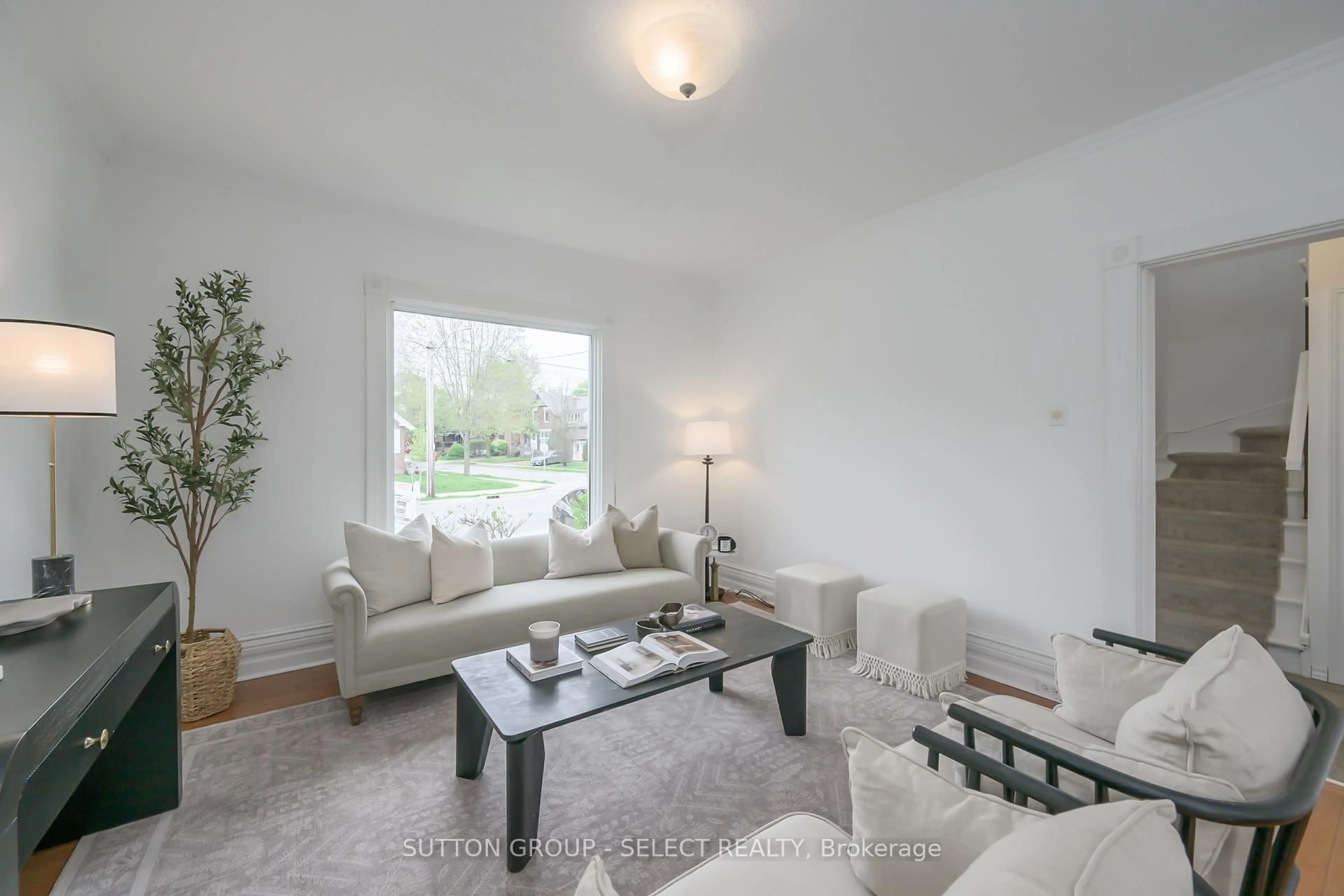 Living room with furniture, unknown for 317 Wortley Rd, London South Ontario N6C 3R6