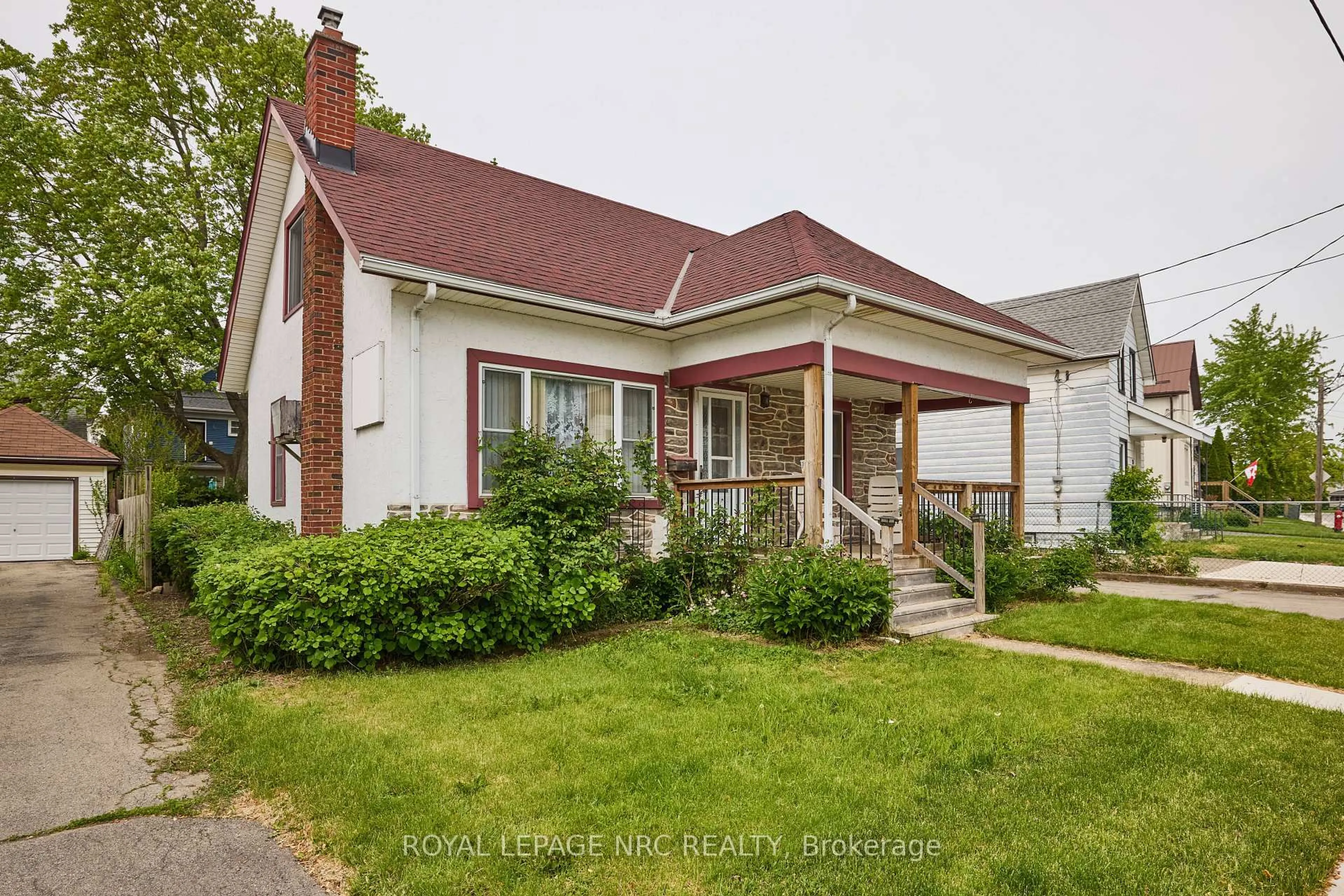 Unknown for 24 Randolph St, Welland Ontario L3B 4C2
