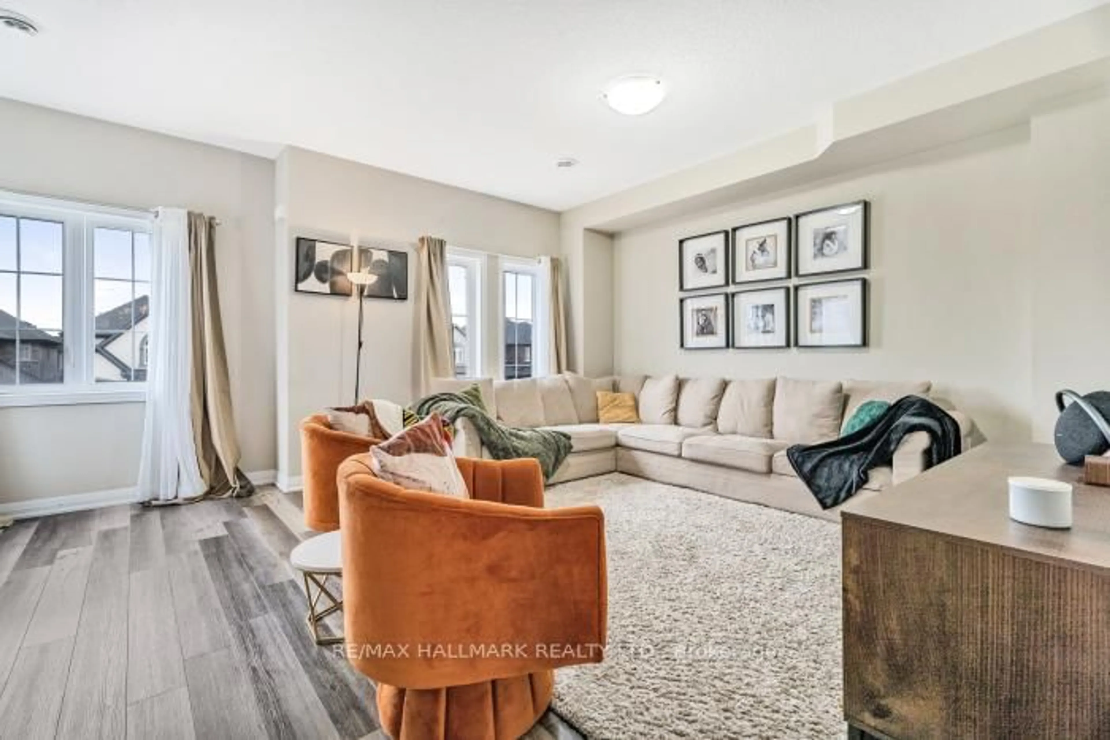 Living room with furniture, unknown for 299 Dalgleish Tr, Hamilton Ontario L8J 3H5