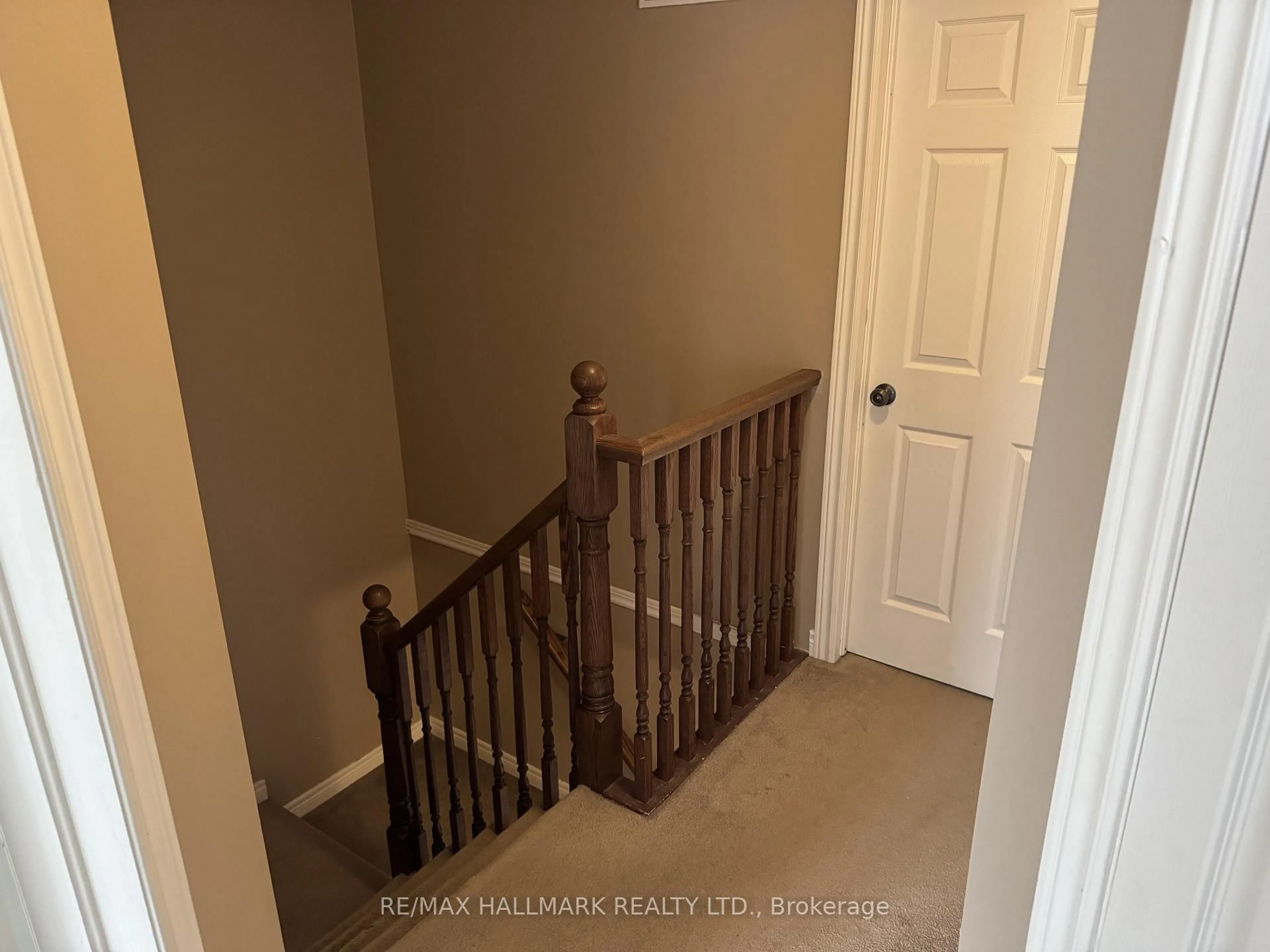 Stairs for 361 Arkell Rd #18, Guelph Ontario N1L 1E5