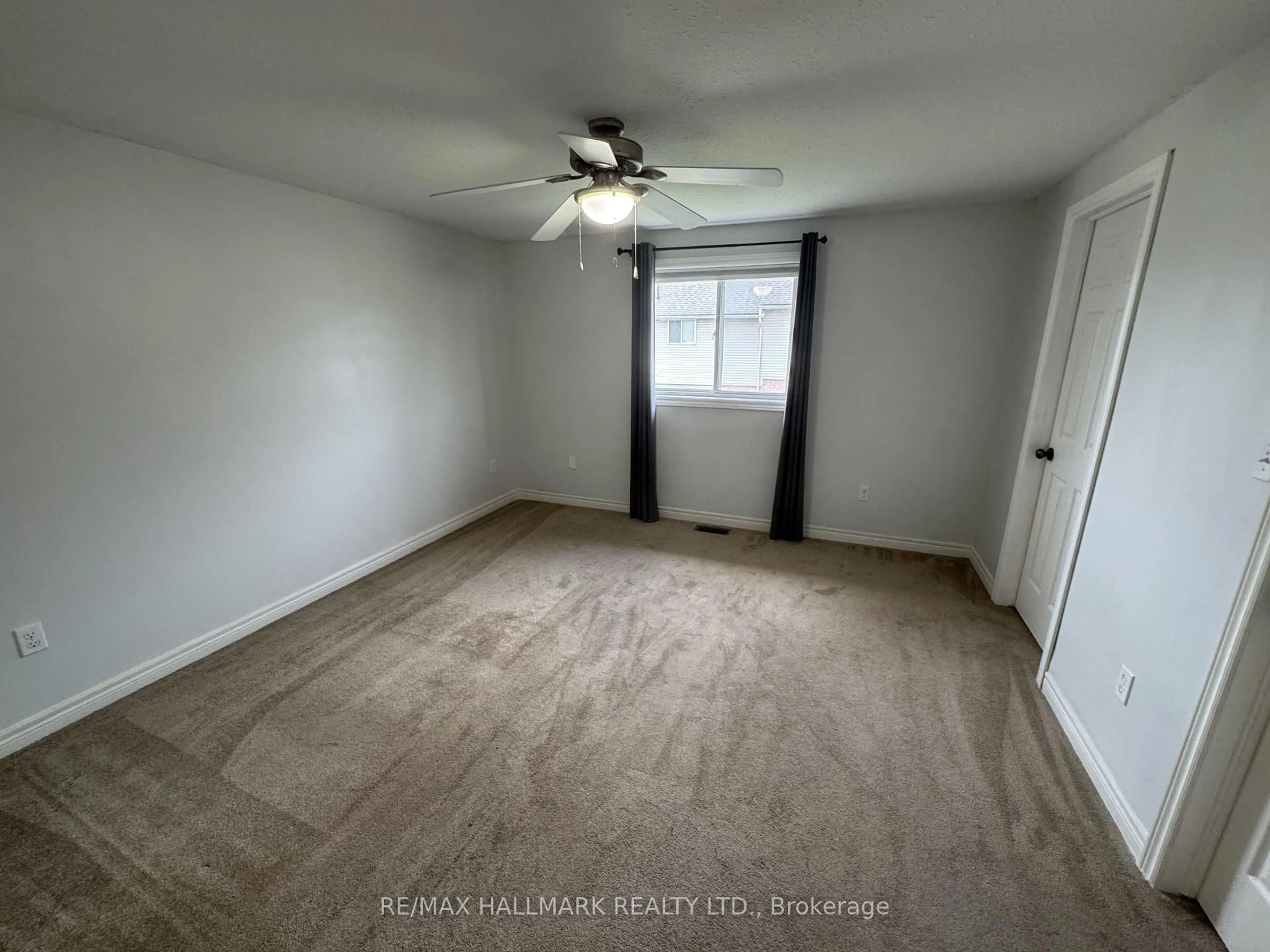A pic of a room for 361 Arkell Rd #18, Guelph Ontario N1L 1E5