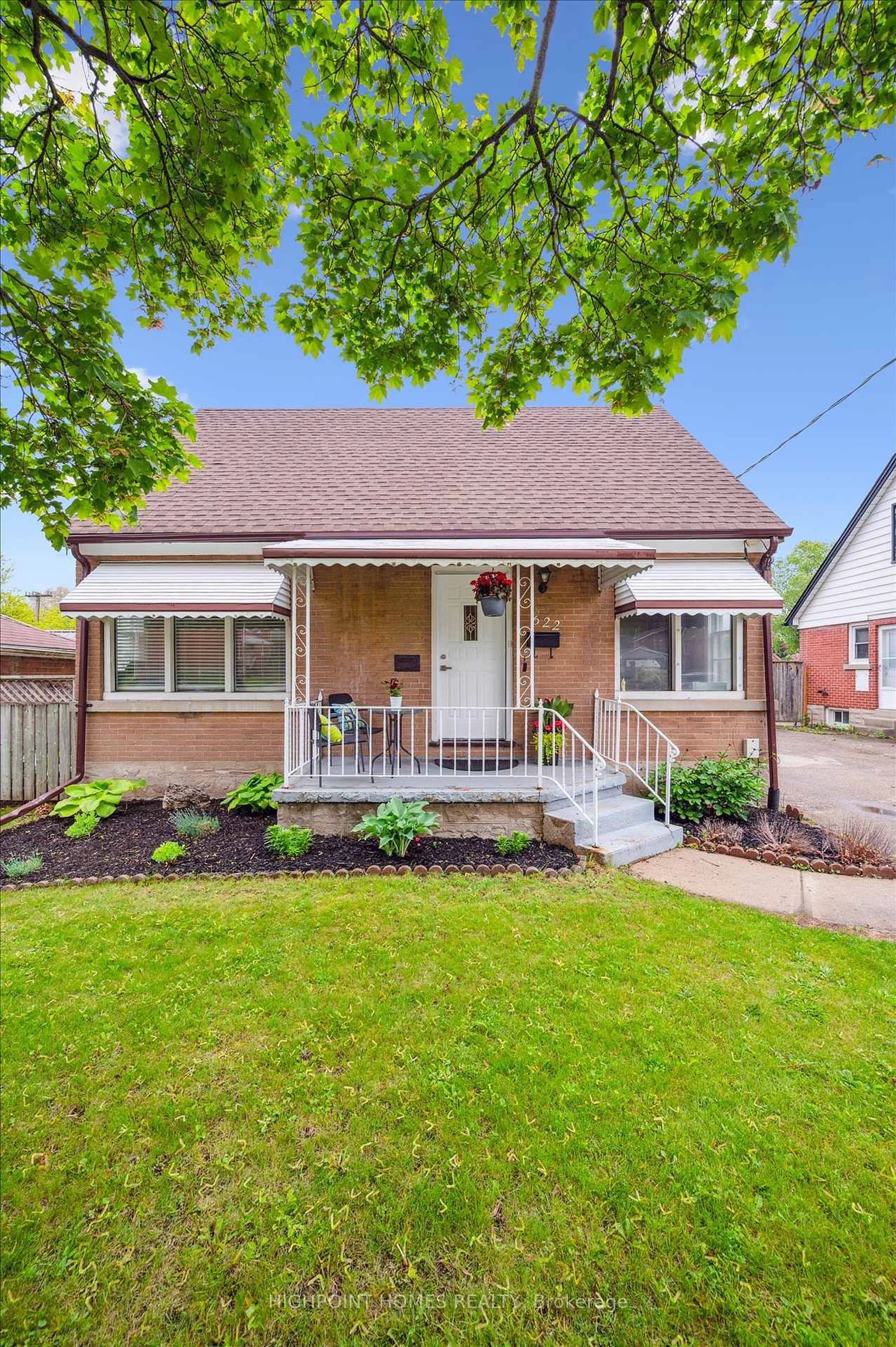 Home with brick exterior material, street for 622 Weber St, Kitchener Ontario N2H 1H1